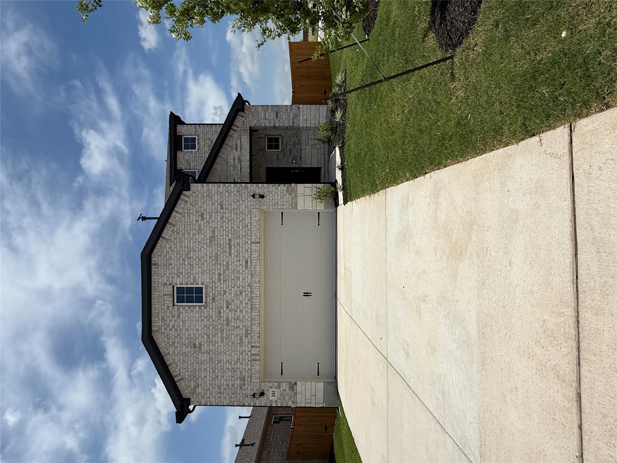593 Tailwind Dr Property Photo 1