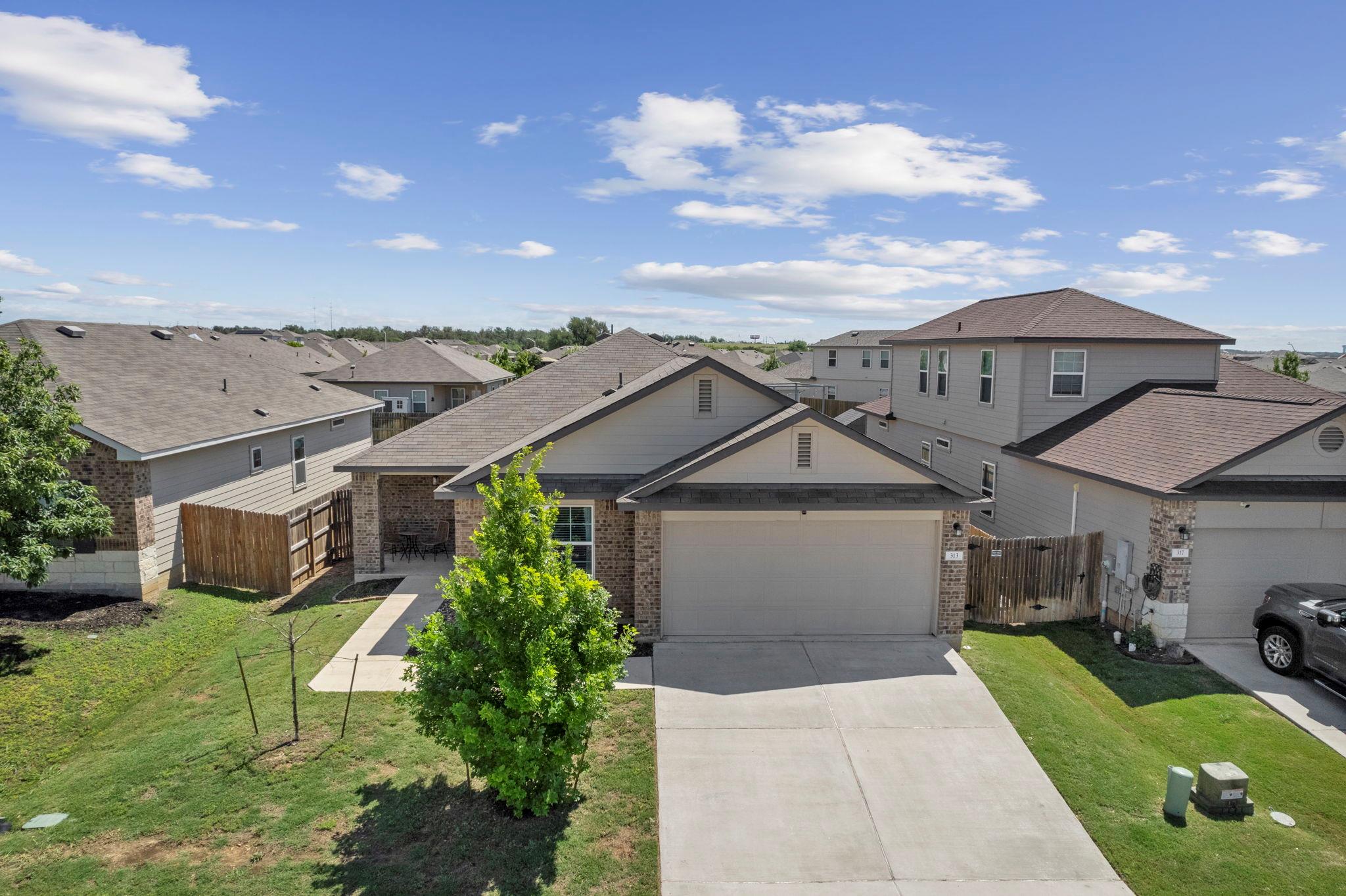 313 Old Glory Trl Property Photo