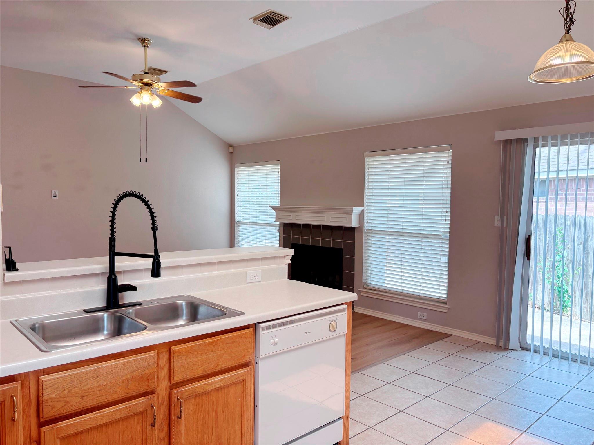 14901 Sand Dollar Ct Property Photo 10