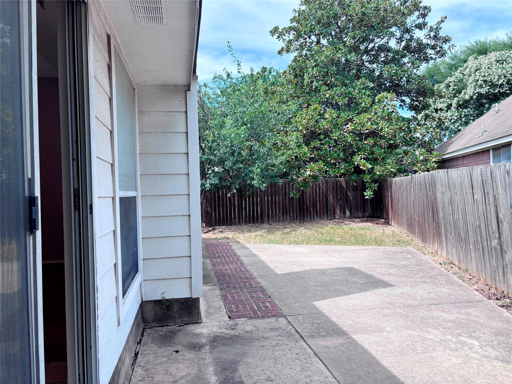 14901 Sand Dollar Ct Property Photo 28