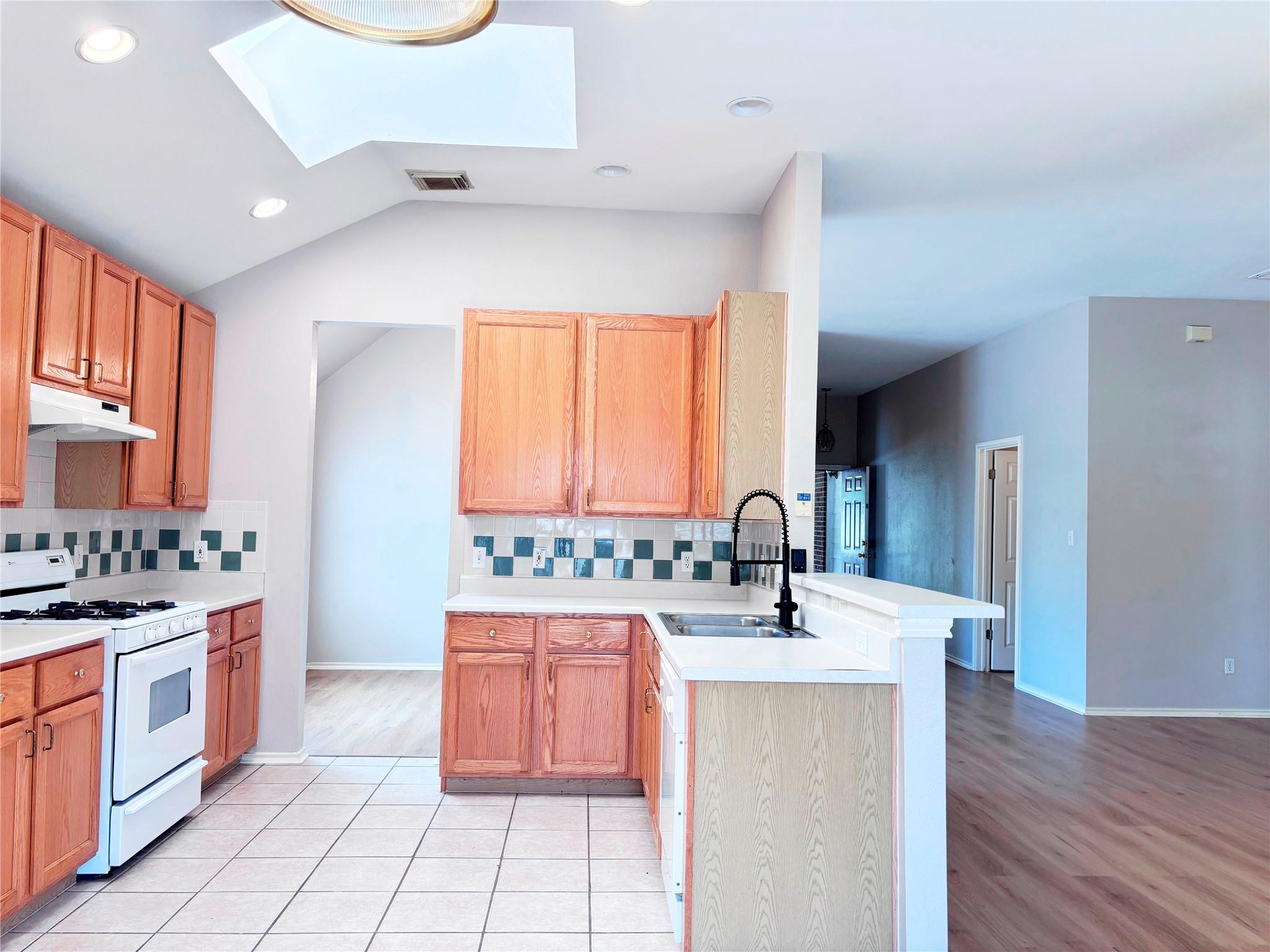 14901 Sand Dollar Ct Property Photo 30