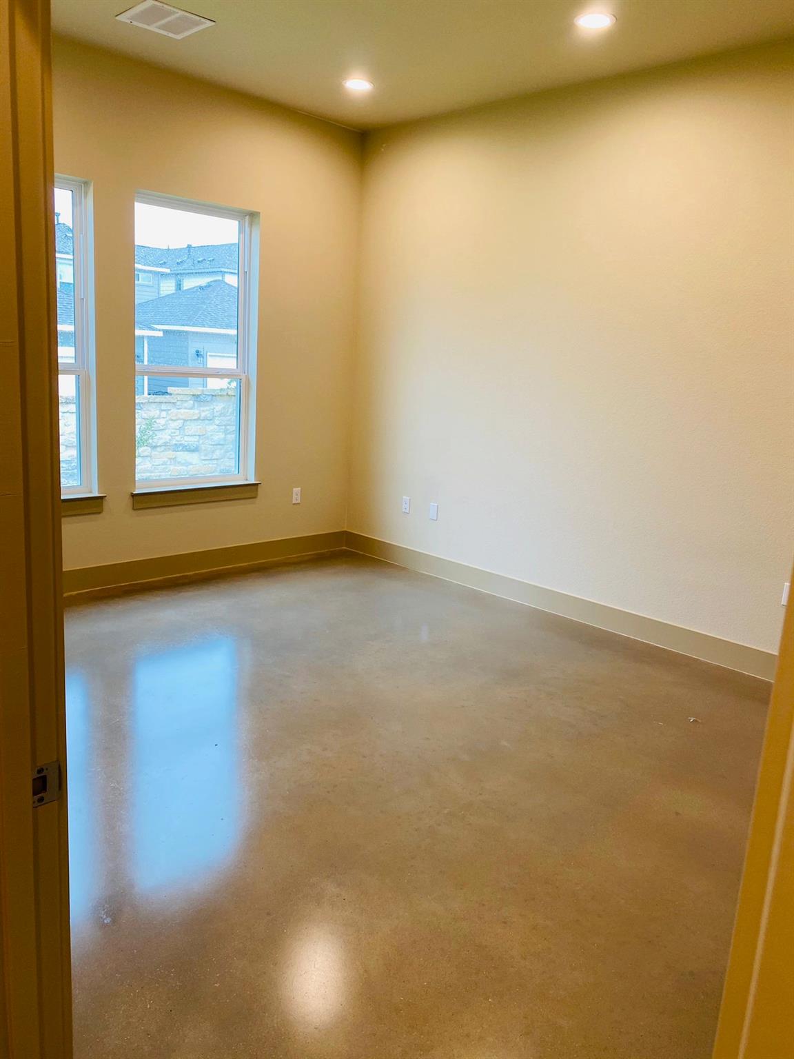 10824 E Crystal Falls Pkwy #504 Property Photo 14