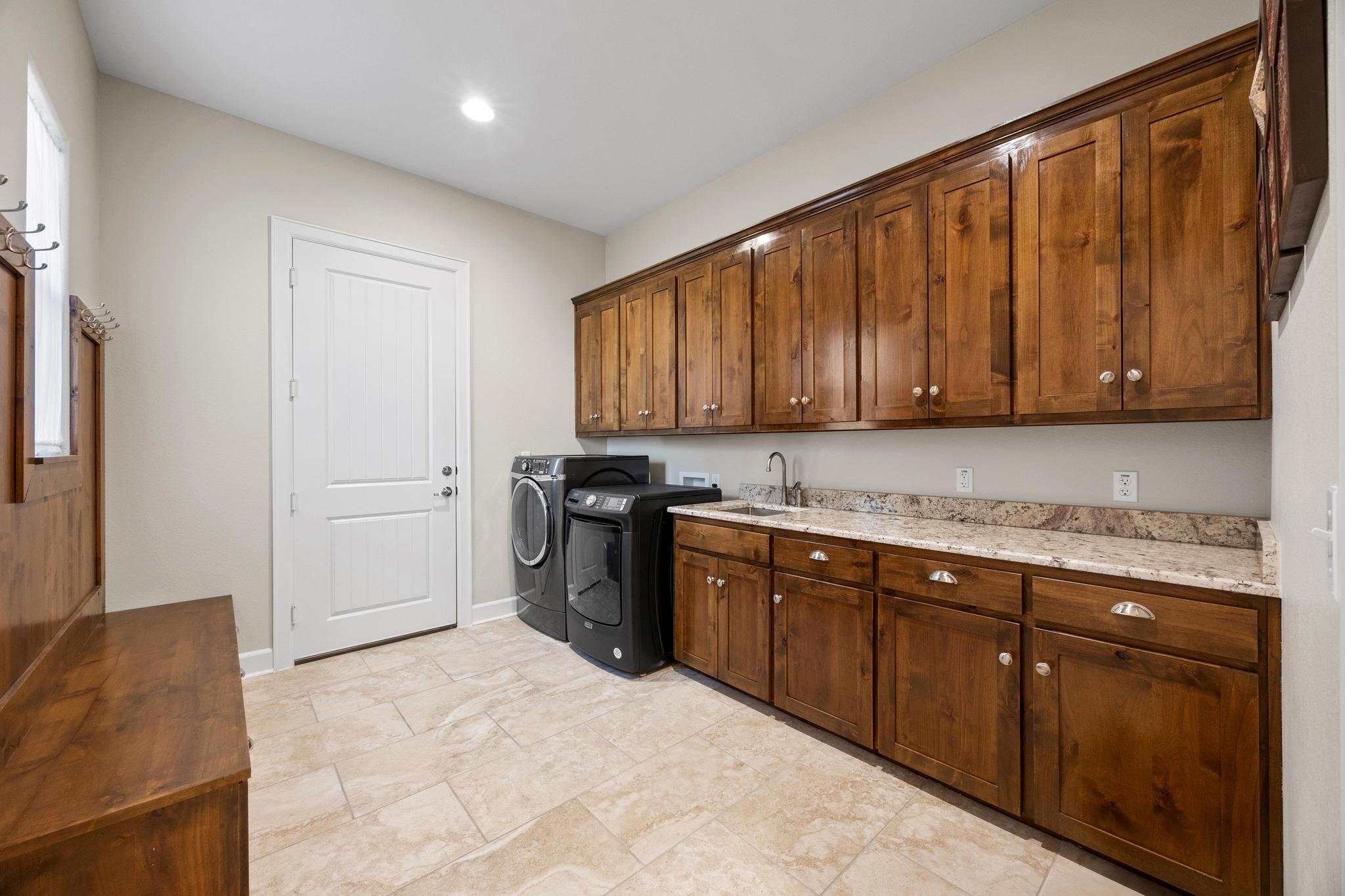 206 Rain Lily Ct Property Photo 34