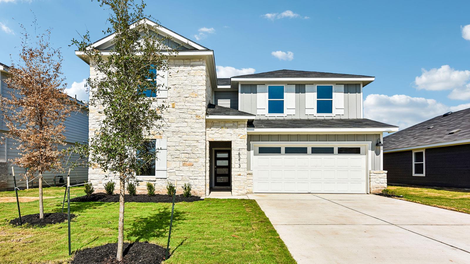 18213 Blazing Ranch Ln Property Photo 1