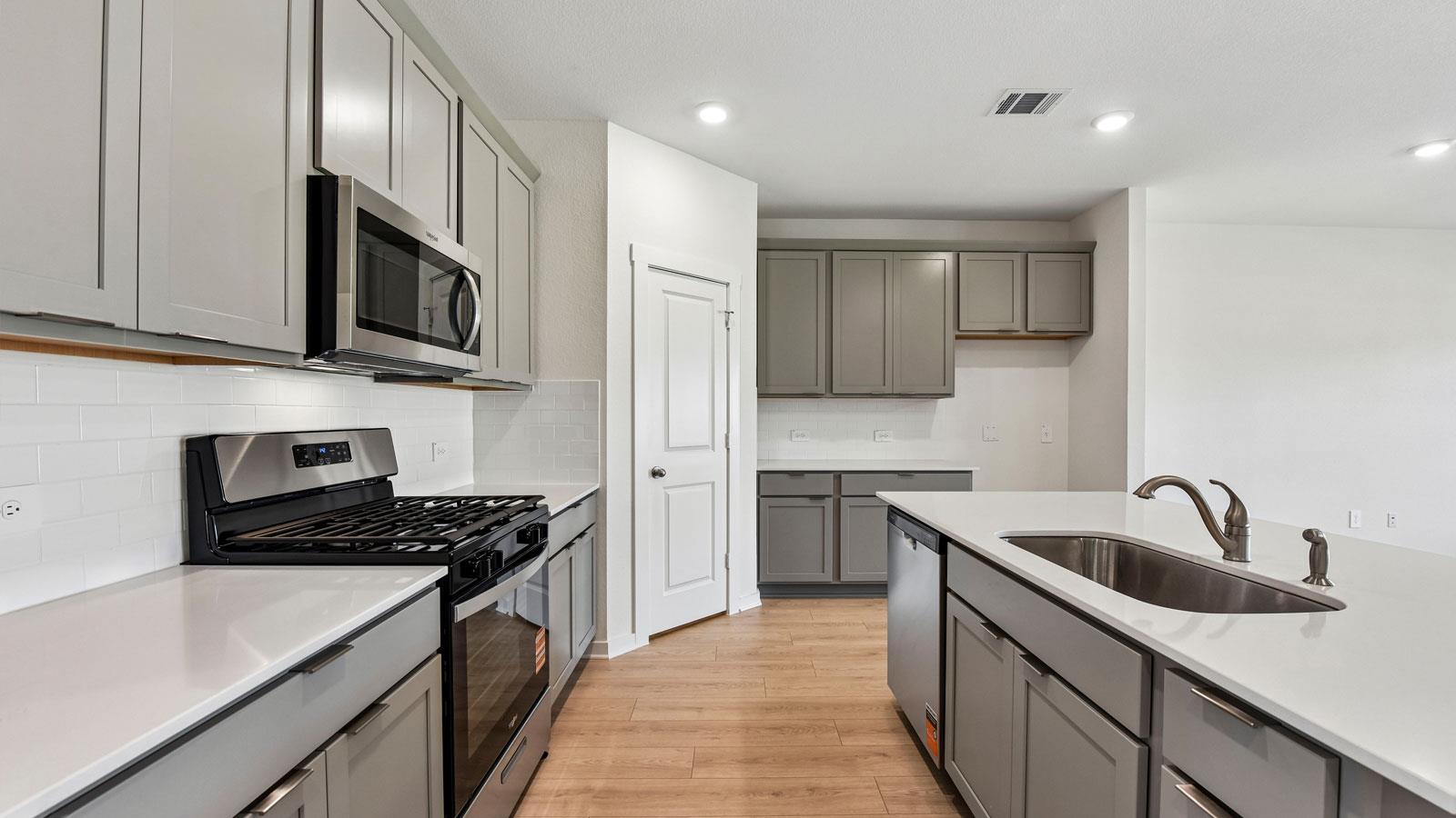 18213 Blazing Ranch Ln Property Photo 15