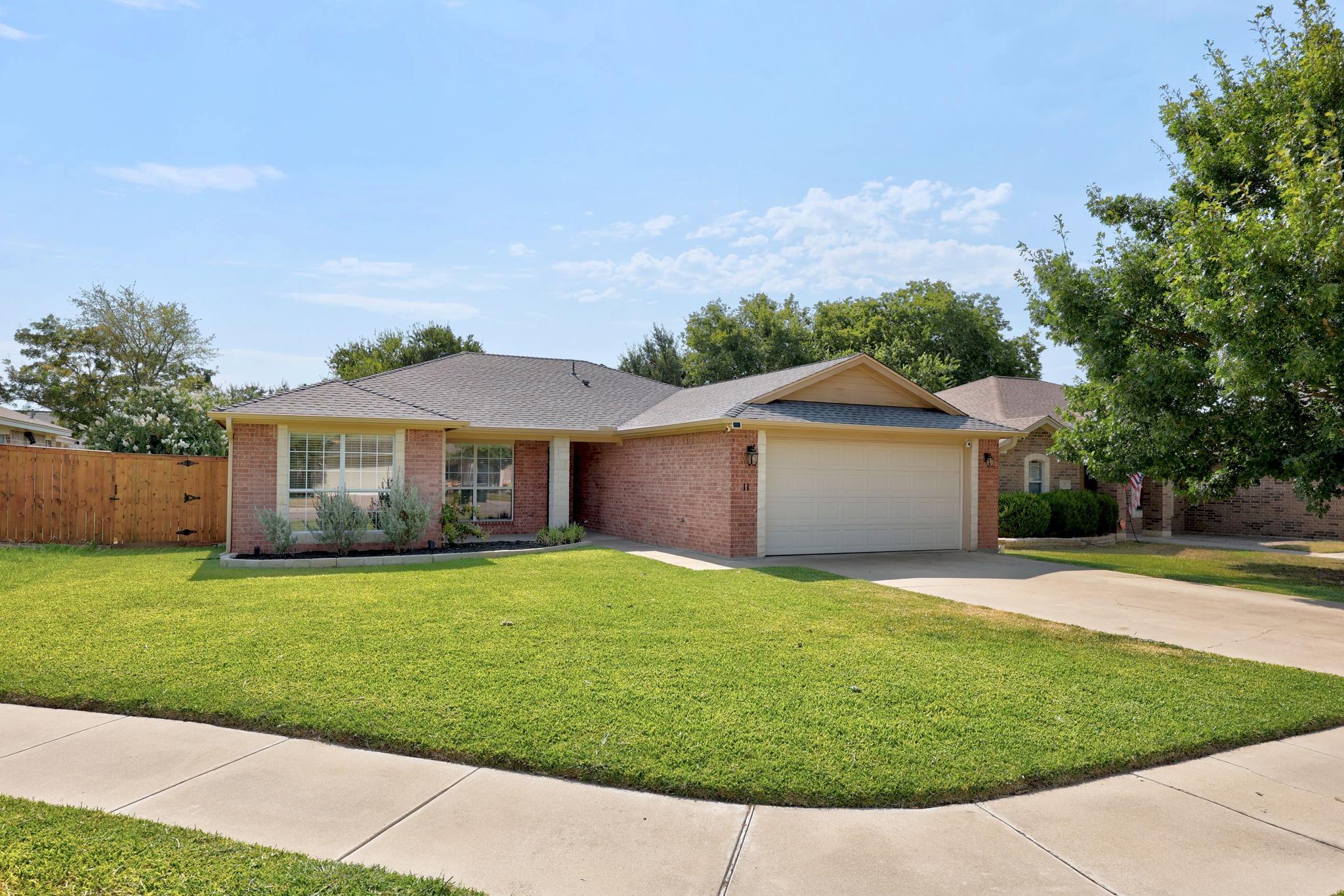 11 Burnham Dr Property Photo 27
