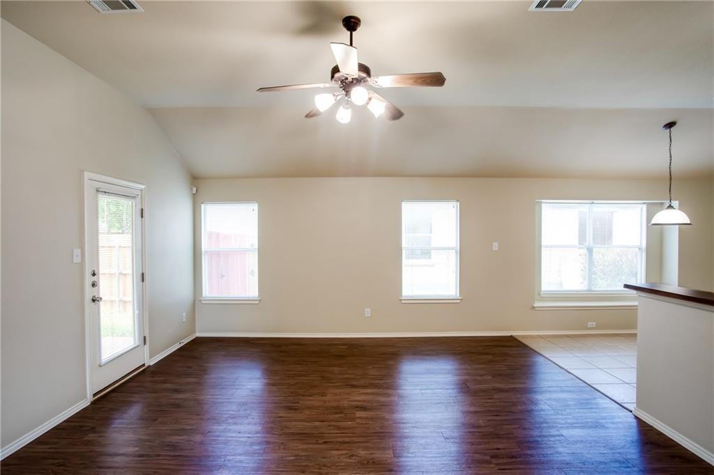 1200 Rainbow Parke Dr Property Photo 10