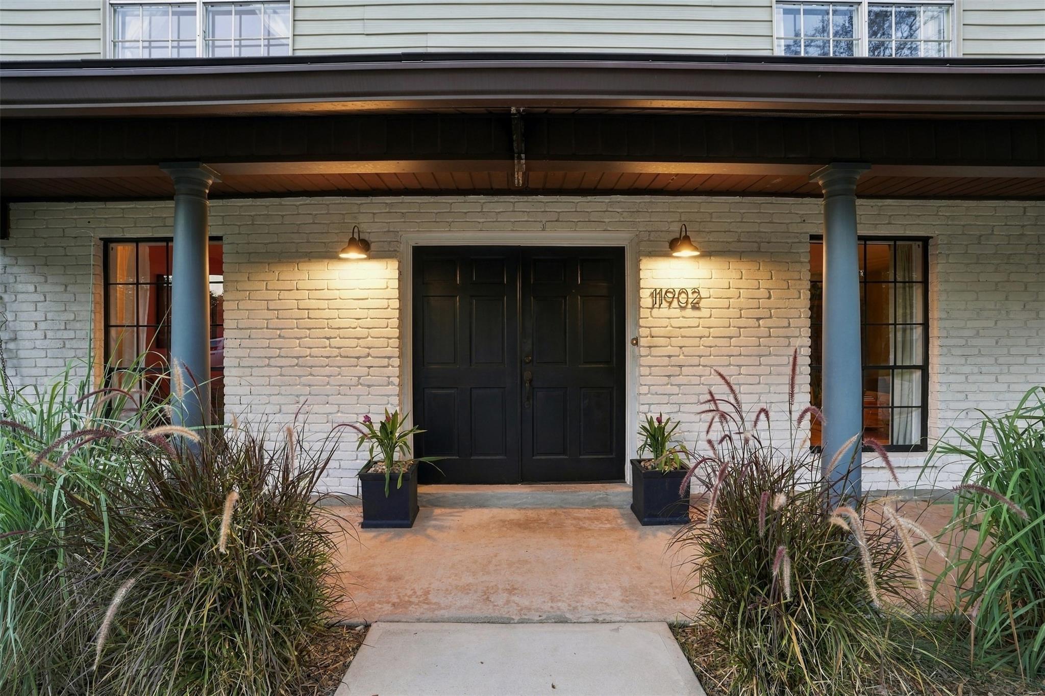 11902 Knights Brg Property Photo 2