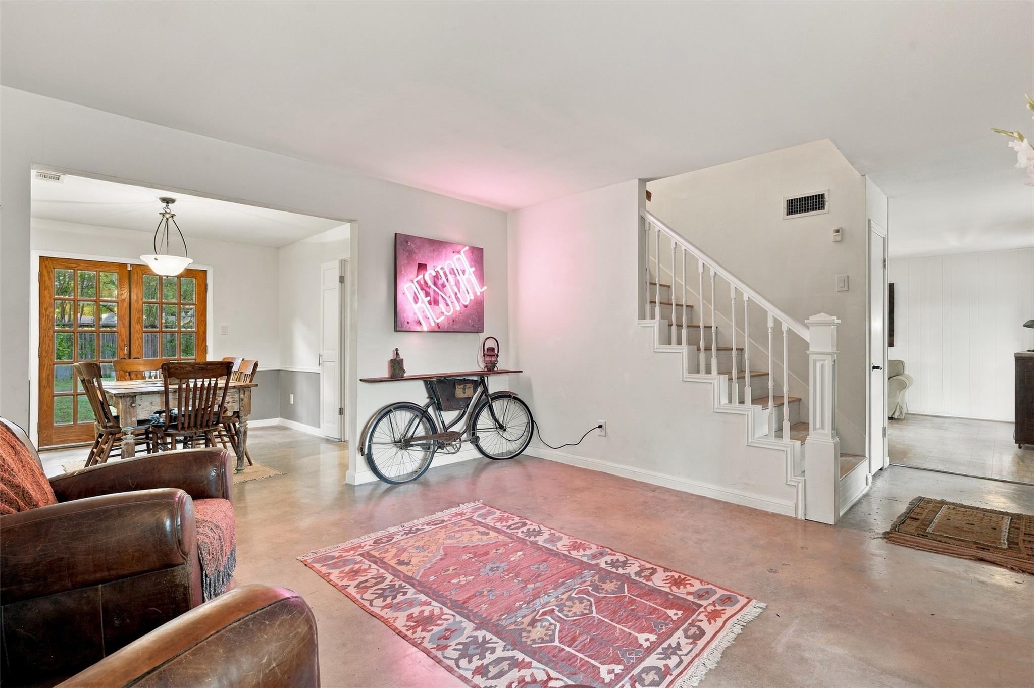 11902 Knights Brg Property Photo 4