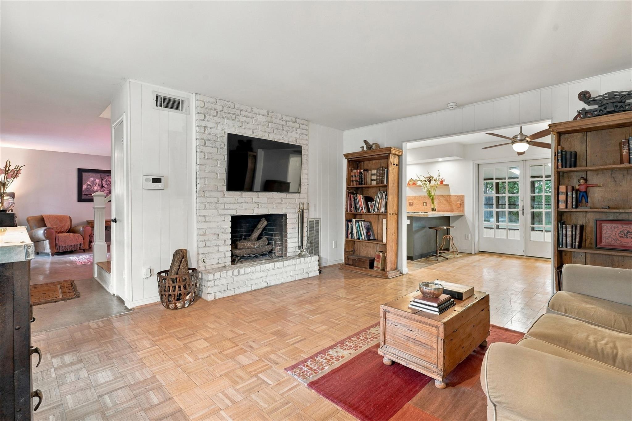 11902 Knights Brg Property Photo 14