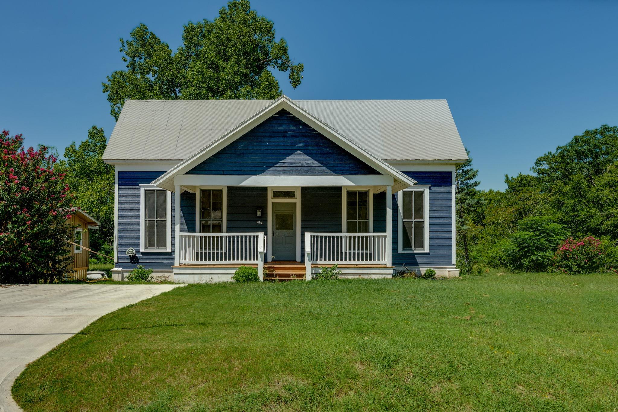 316 S Avenue C None #b Property Photo 1