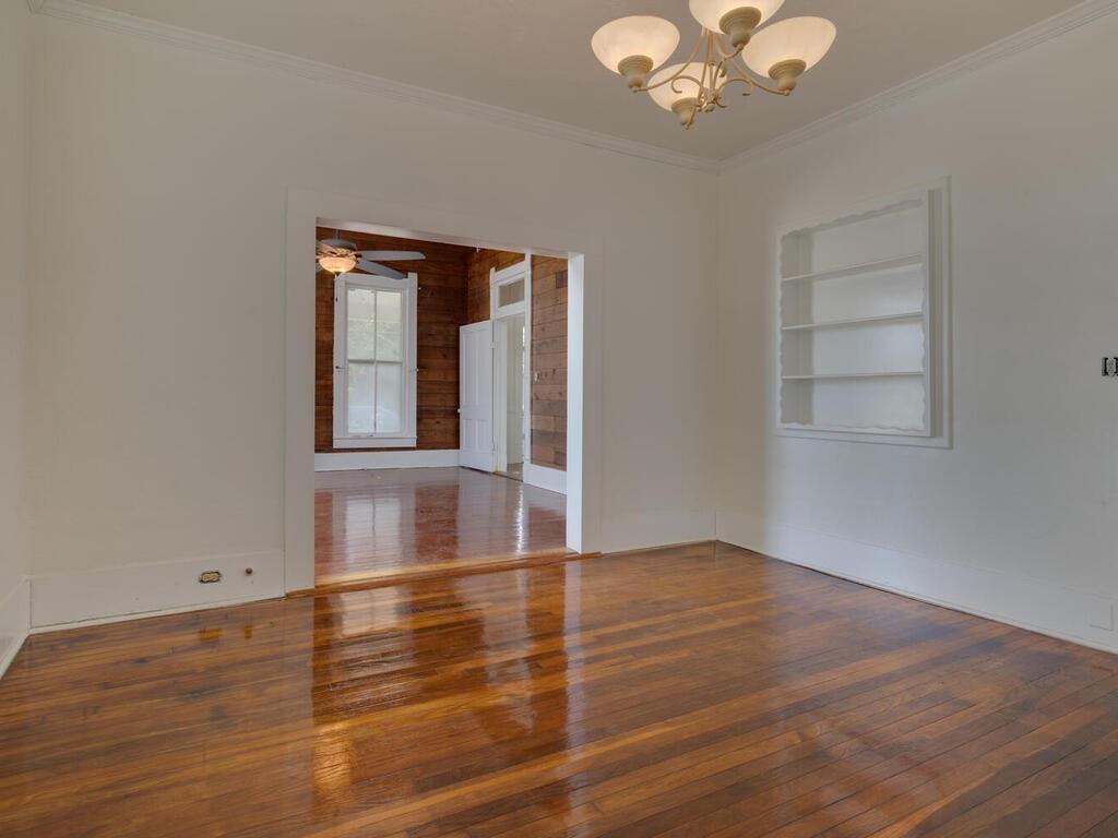 316 S Avenue C None #b Property Photo 3