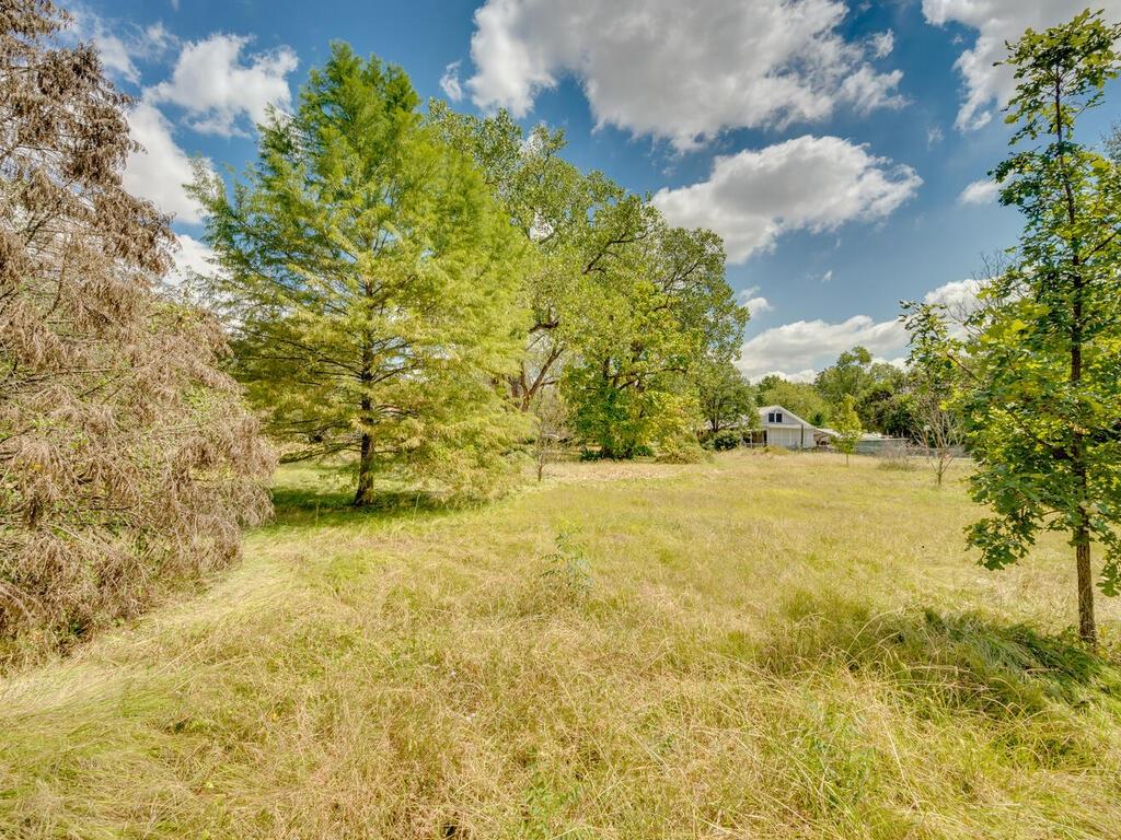 316 S Avenue C None #b Property Photo 4