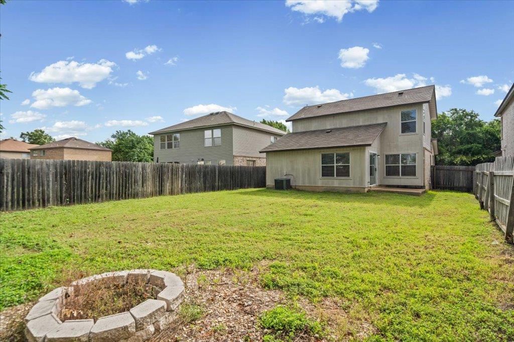2423 Byfield Dr Property Photo 25