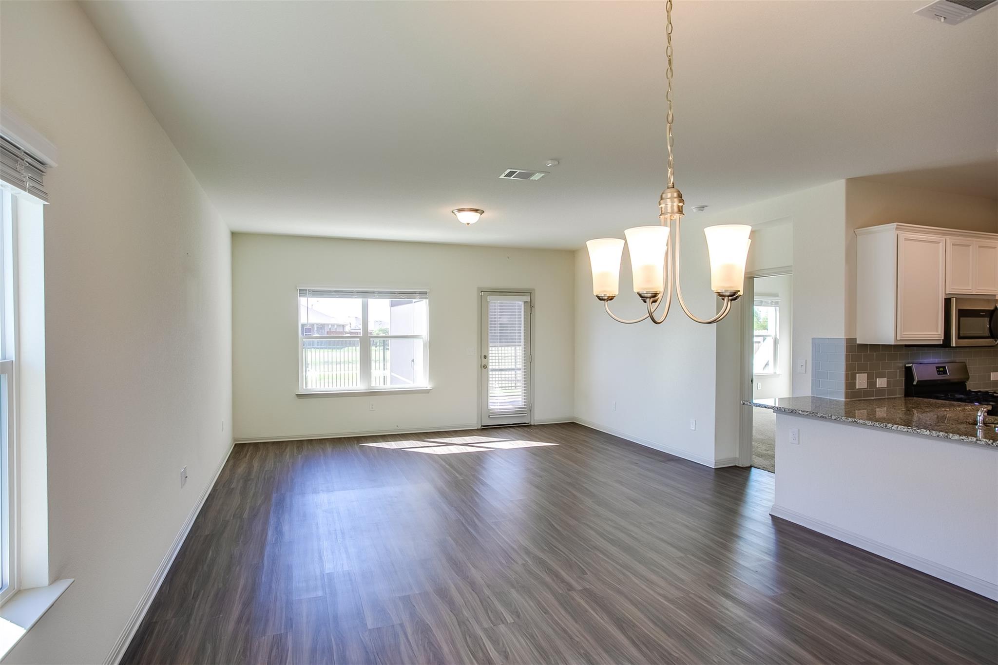 120 Shiner Ln Property Photo 13