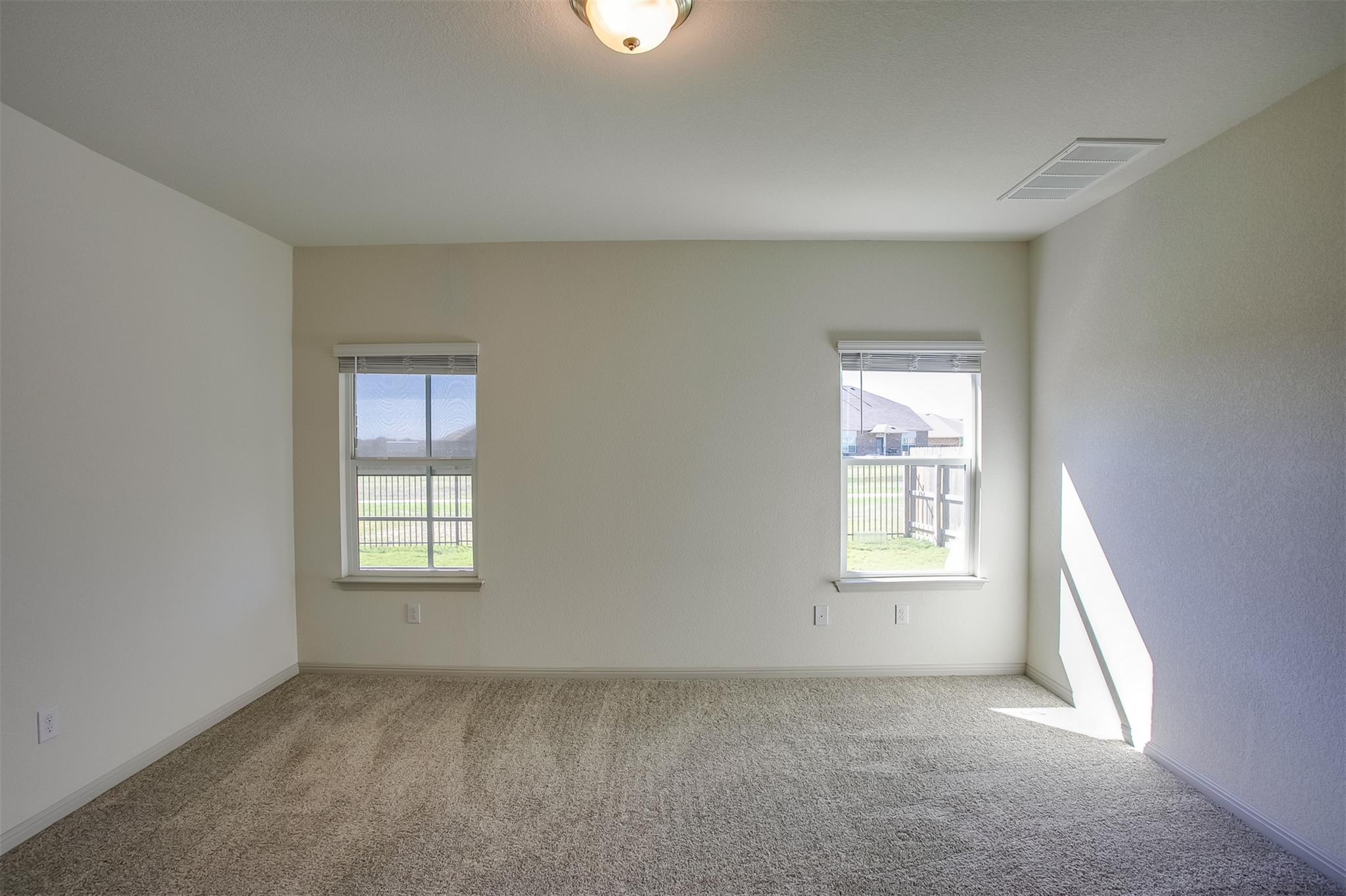 120 Shiner Ln Property Photo 17