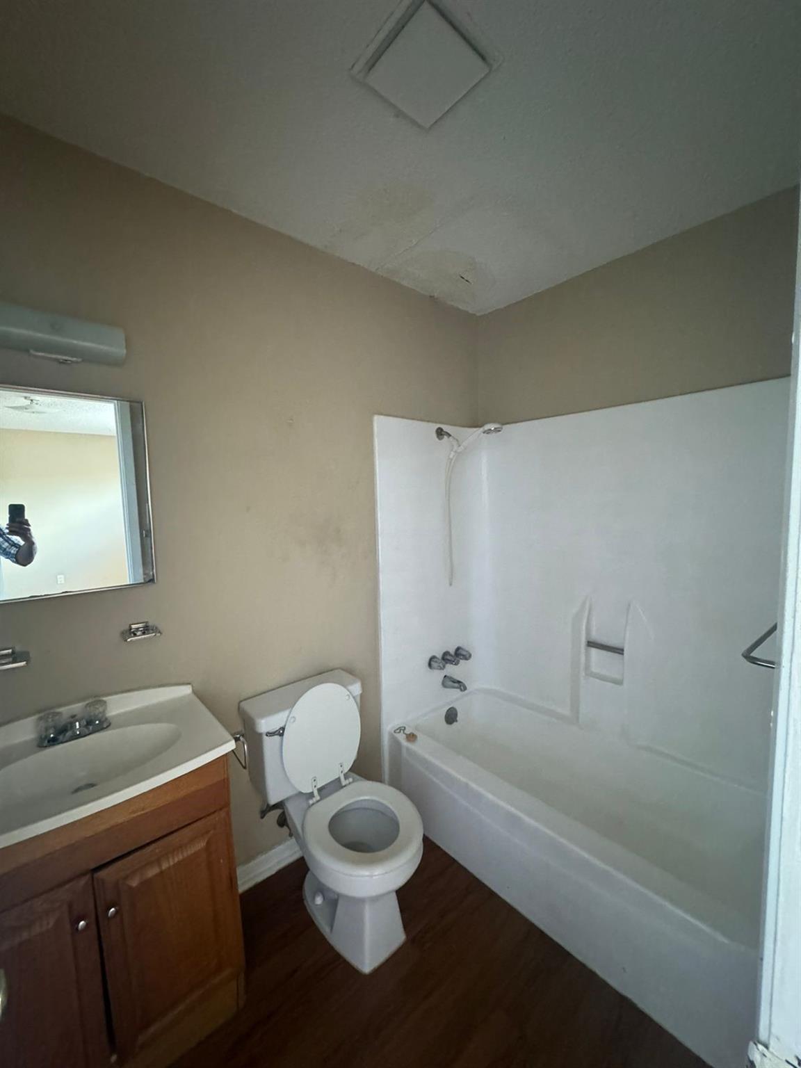 3102 Atkinson Ave Property Photo 7