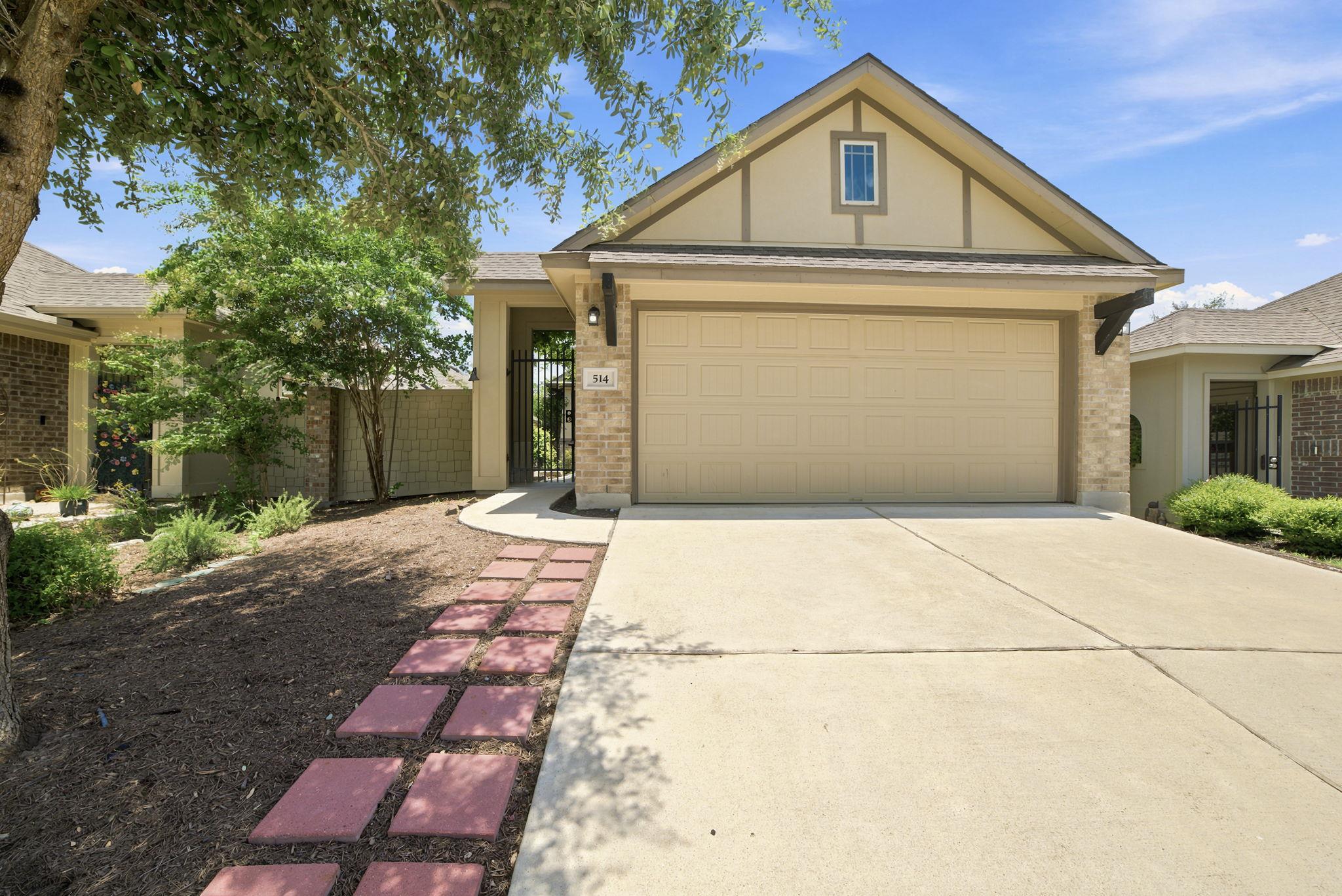 514 Nautical Loop Property Photo 1