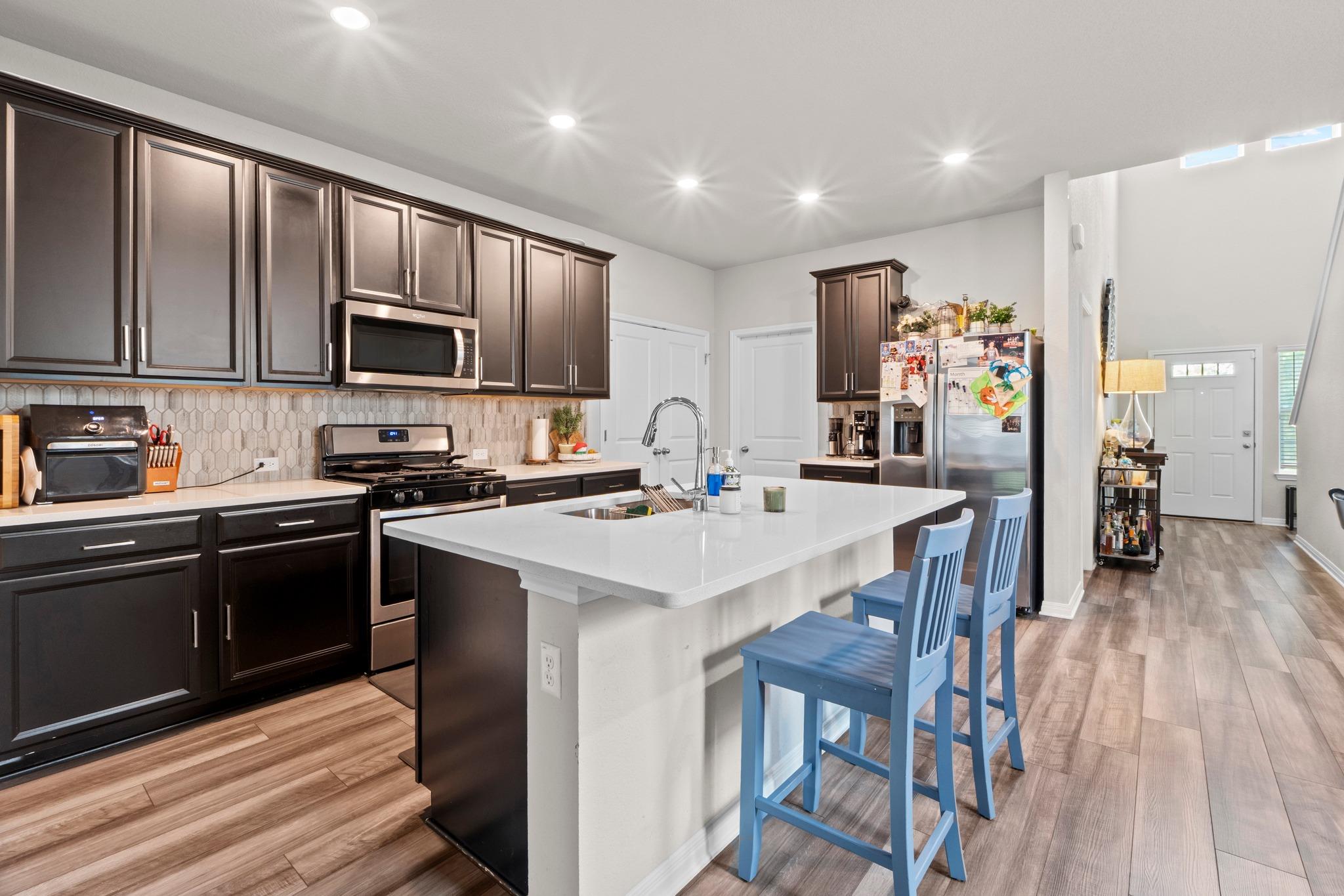 520 Longmount Cv Property Photo 1