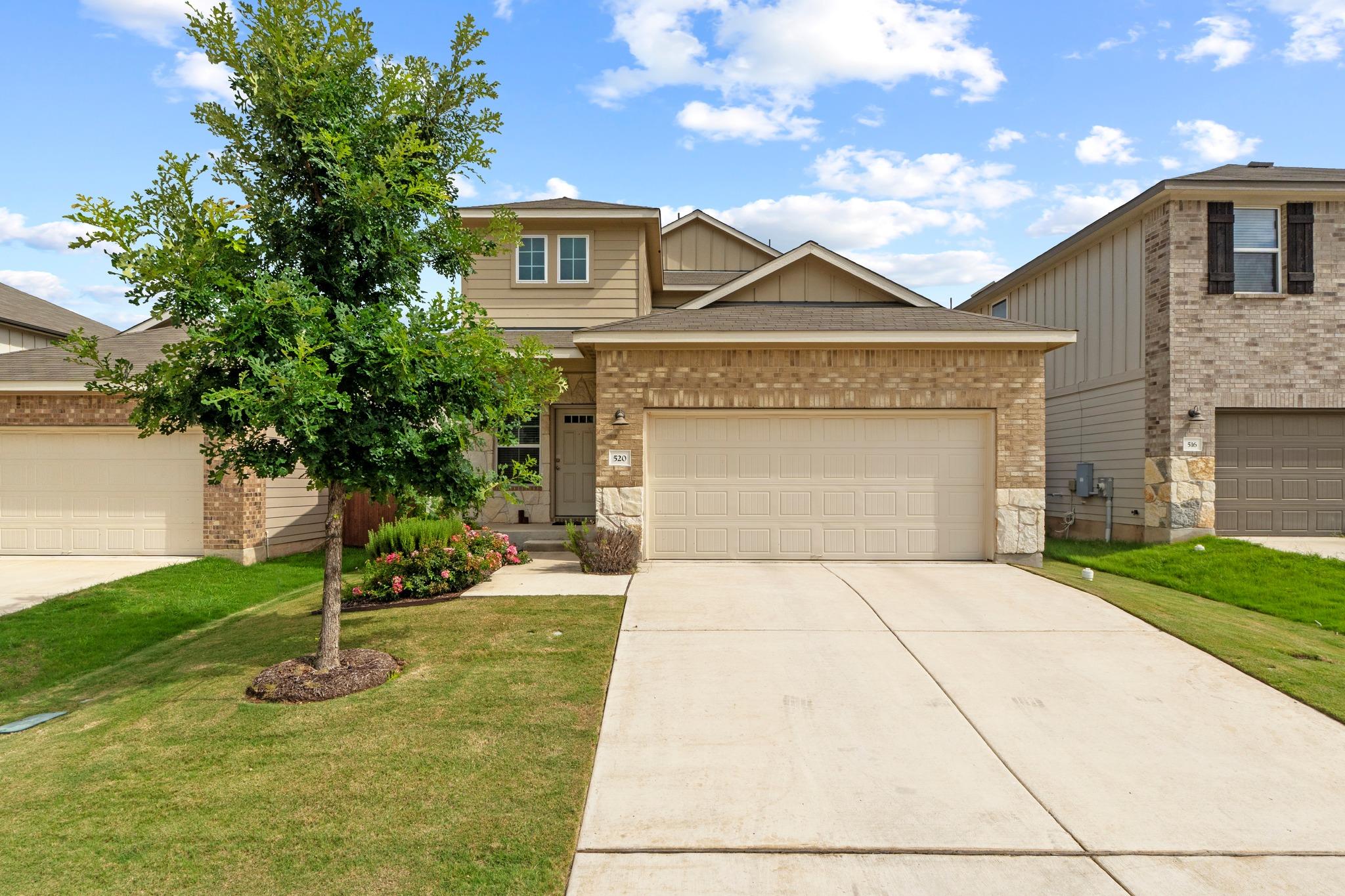 520 Longmount Cv Property Photo 3