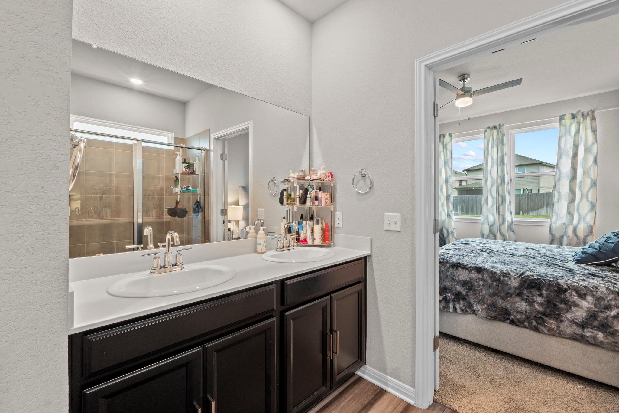 520 Longmount Cv Property Photo 19