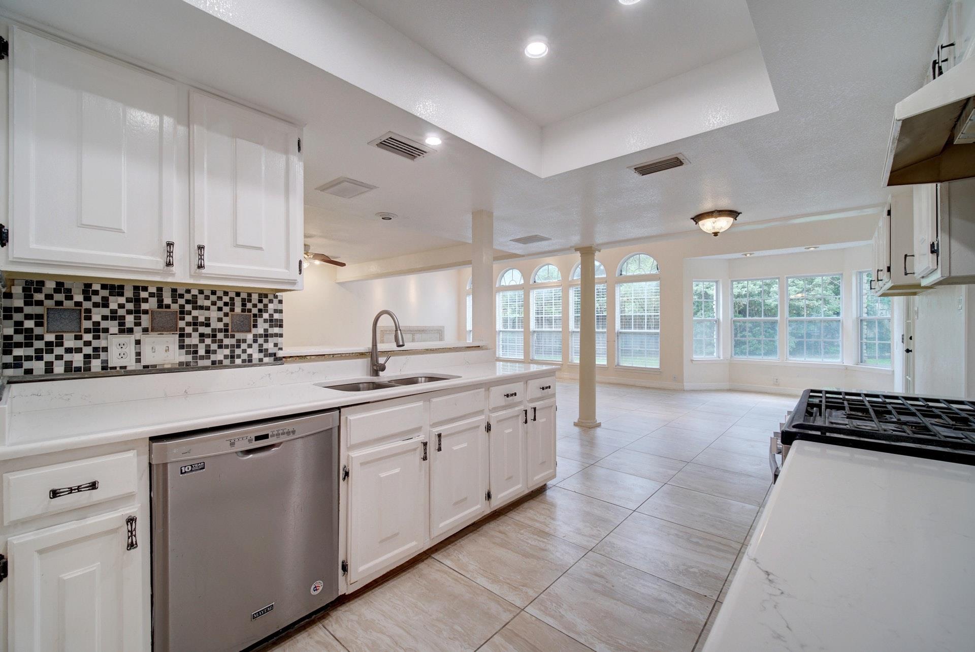 10509 Doering Ln Property Photo 10