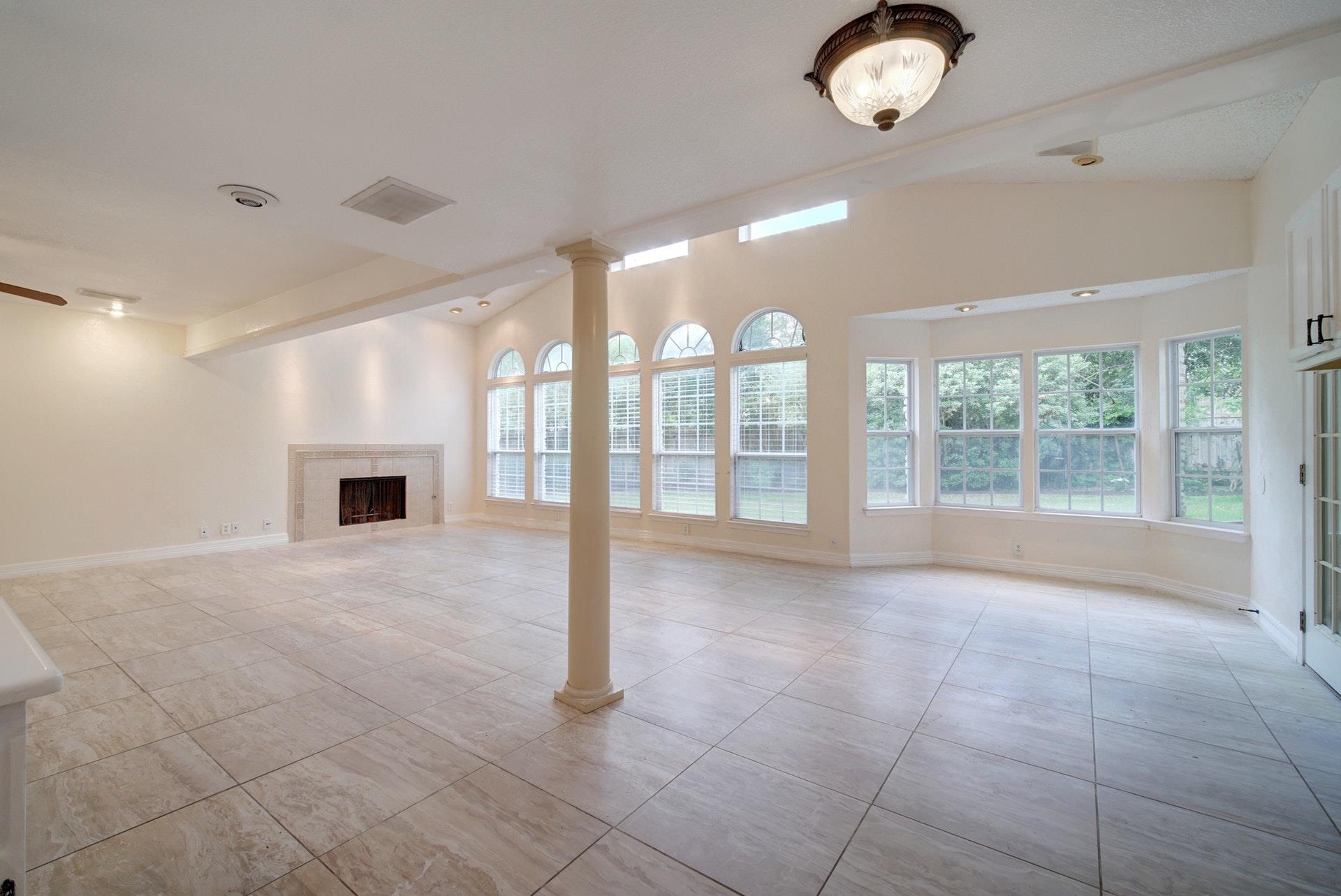 10509 Doering Ln Property Photo 15
