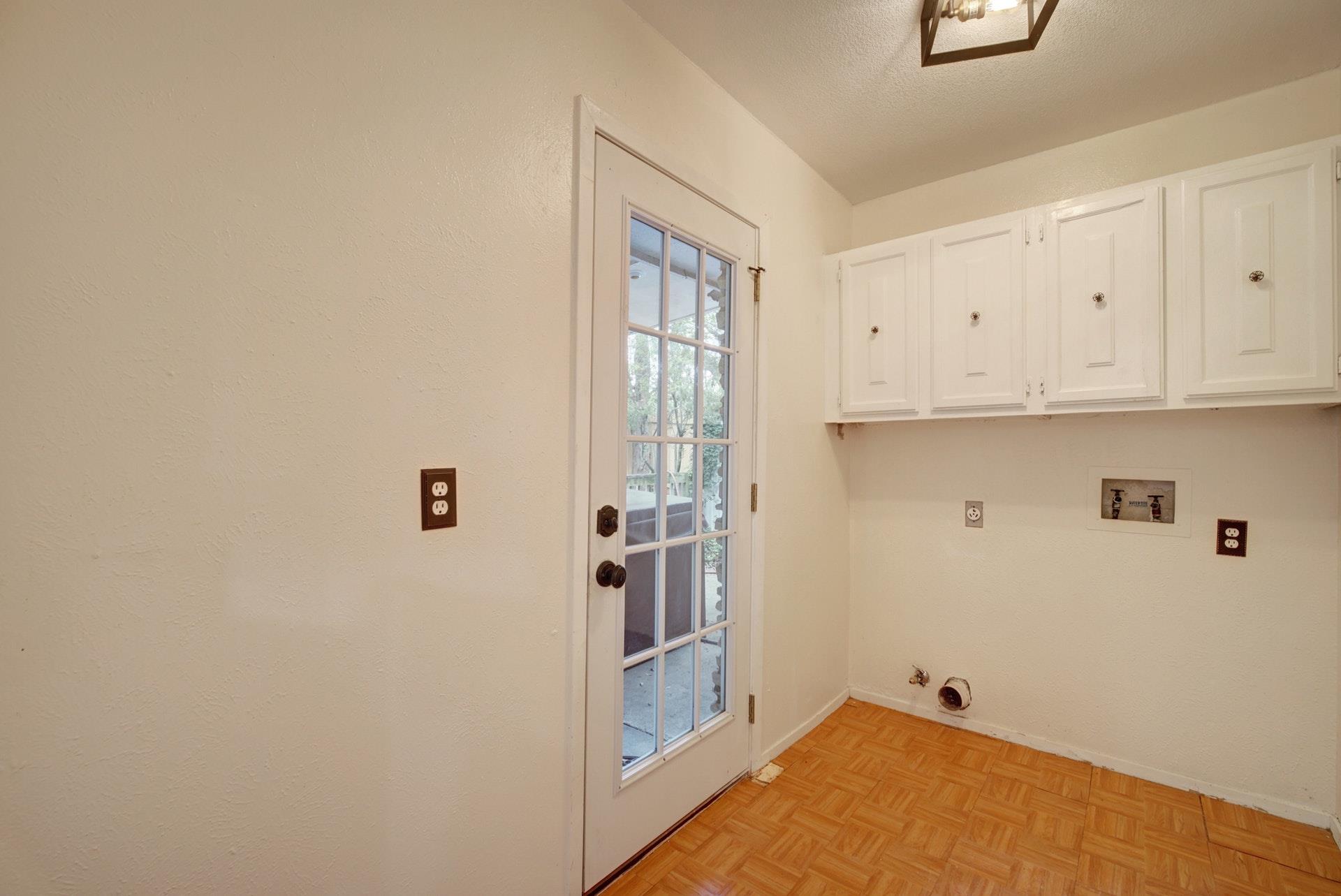 10509 Doering Ln Property Photo 19