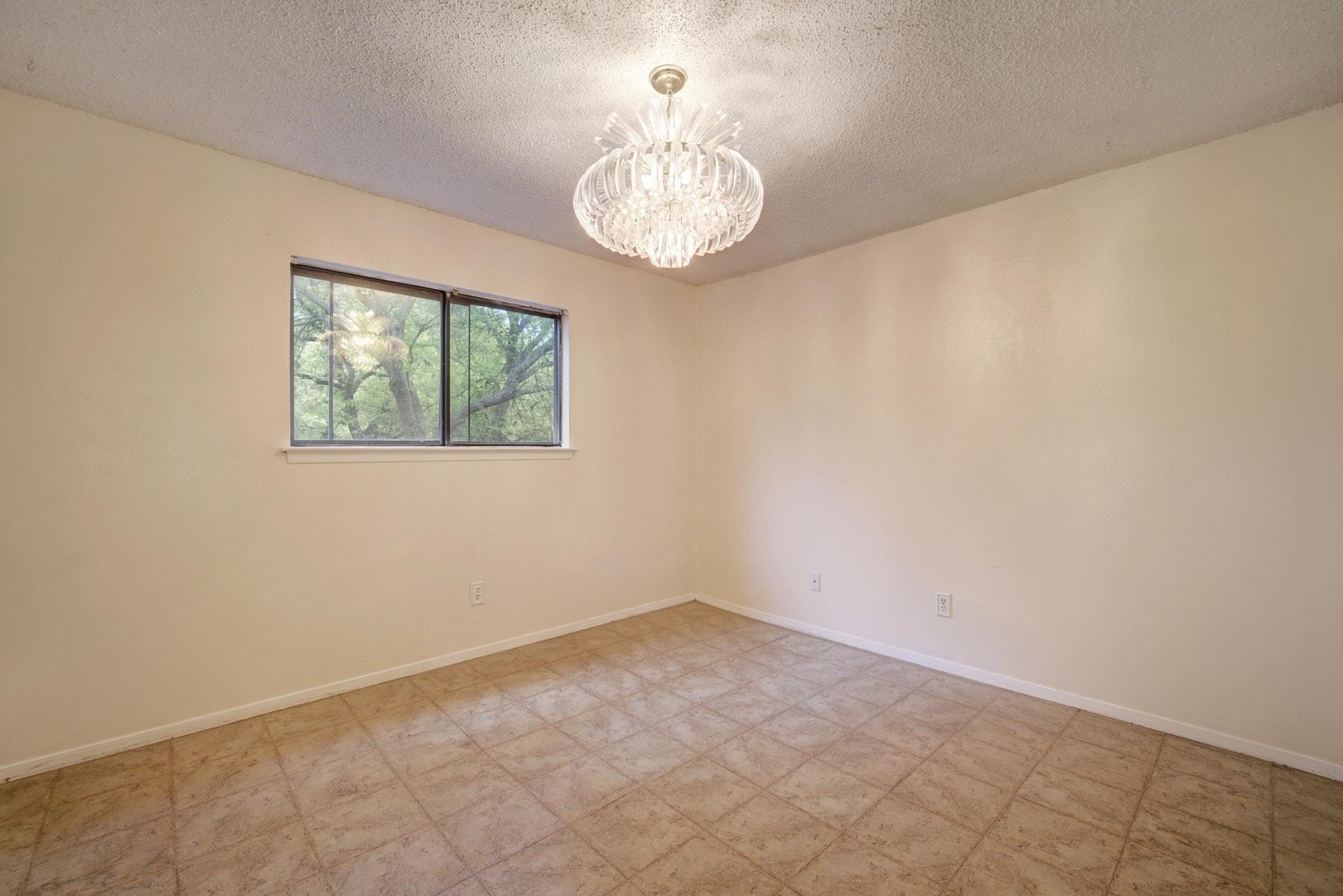 10509 Doering Ln Property Photo 24