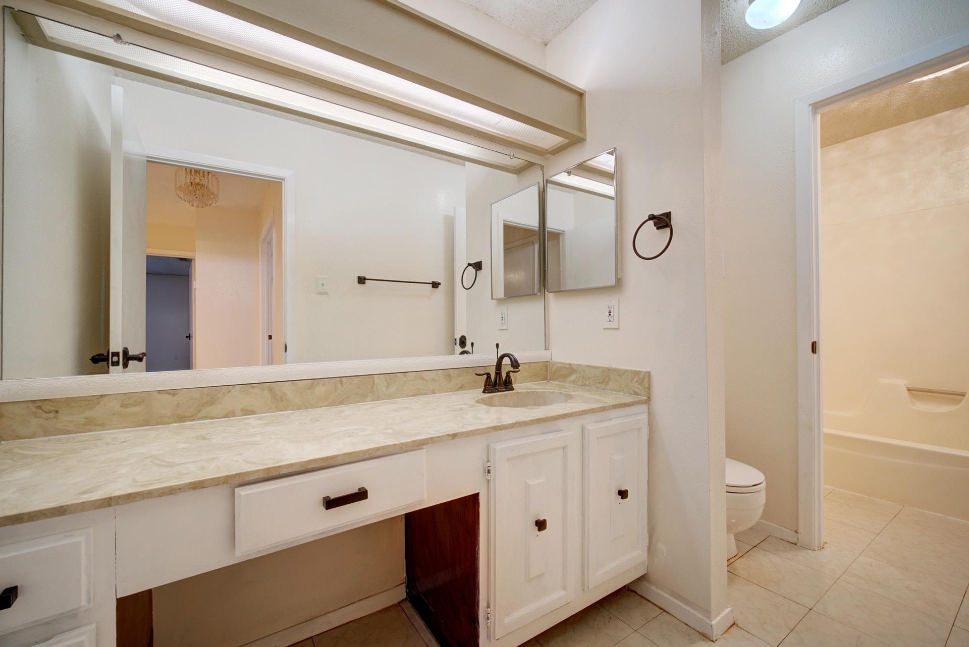 10509 Doering Ln Property Photo 28