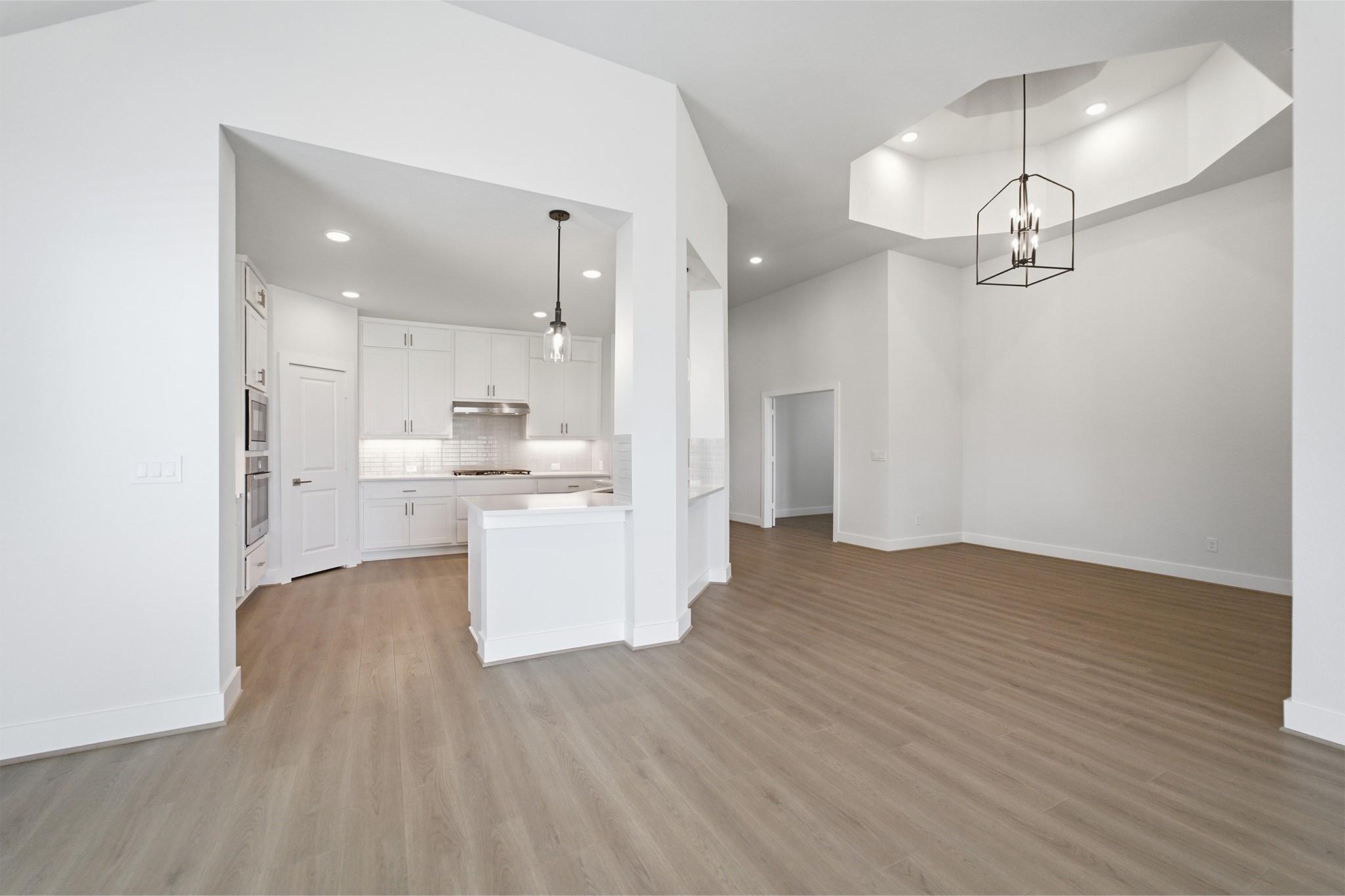 502 Los Aliso Ct Property Photo 13