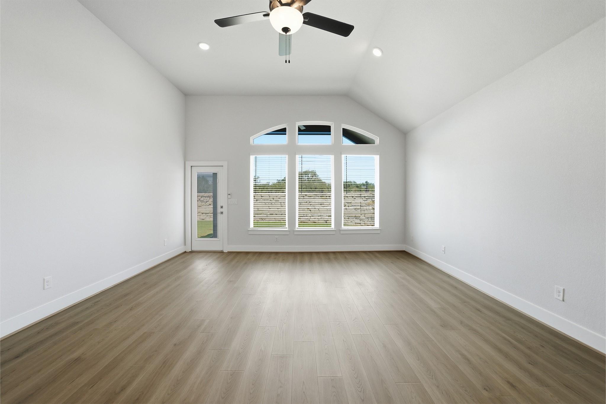 502 Los Aliso Ct Property Photo 14