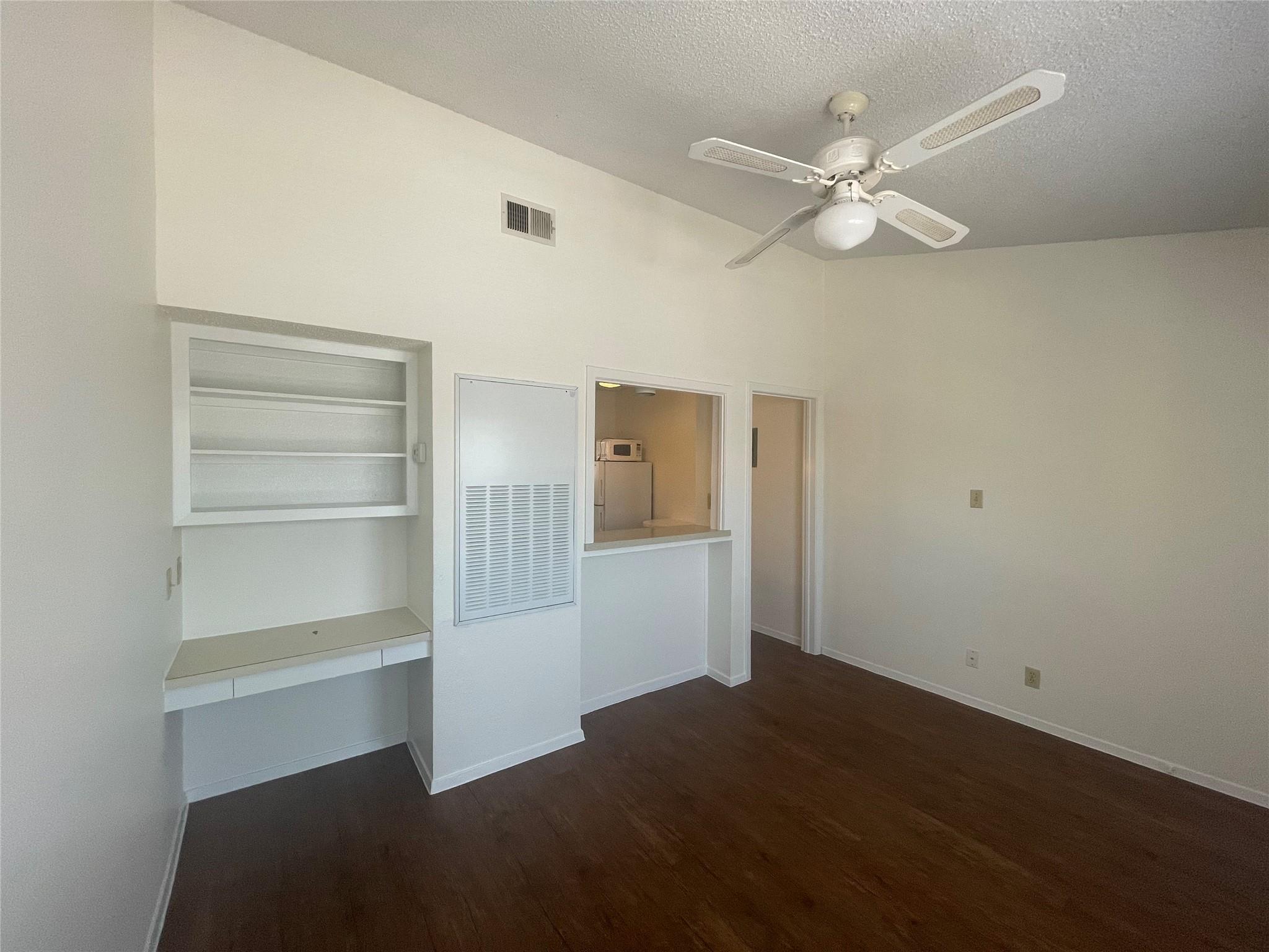 3000 Guadalupe St #315 Property Photo 4