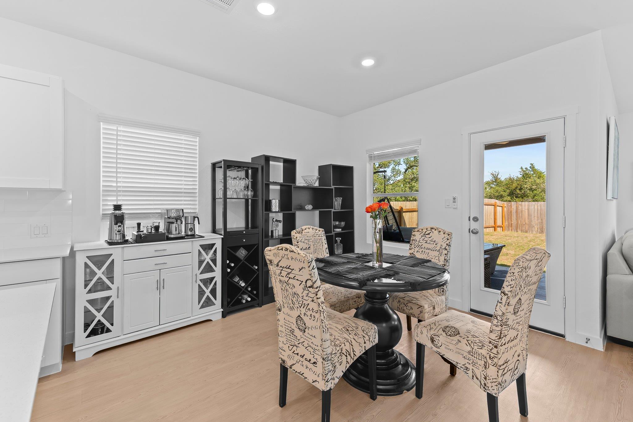 1508 Acorn Oak Dr Property Photo 9