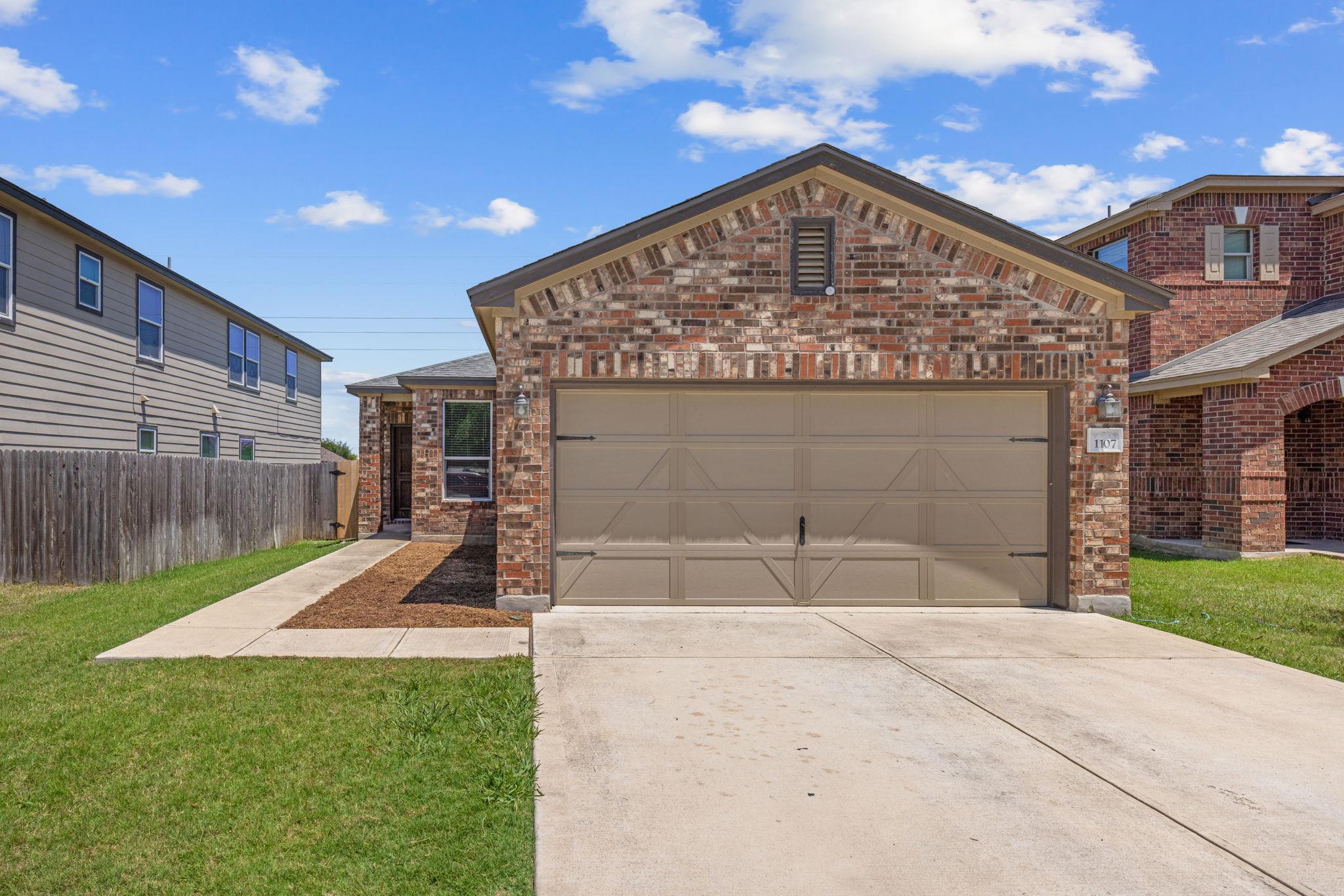 1107 Sagebrush Dr Property Photo 1