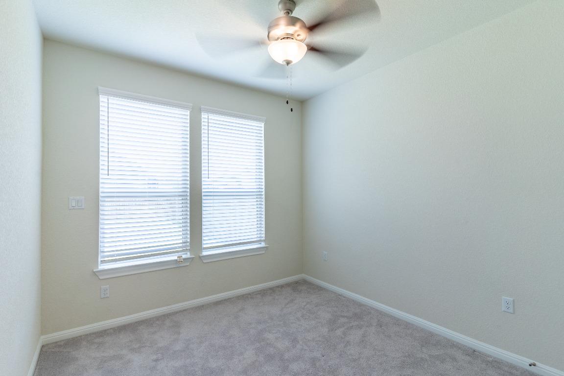 6802 Pleasanton Pkwy Property Photo 6
