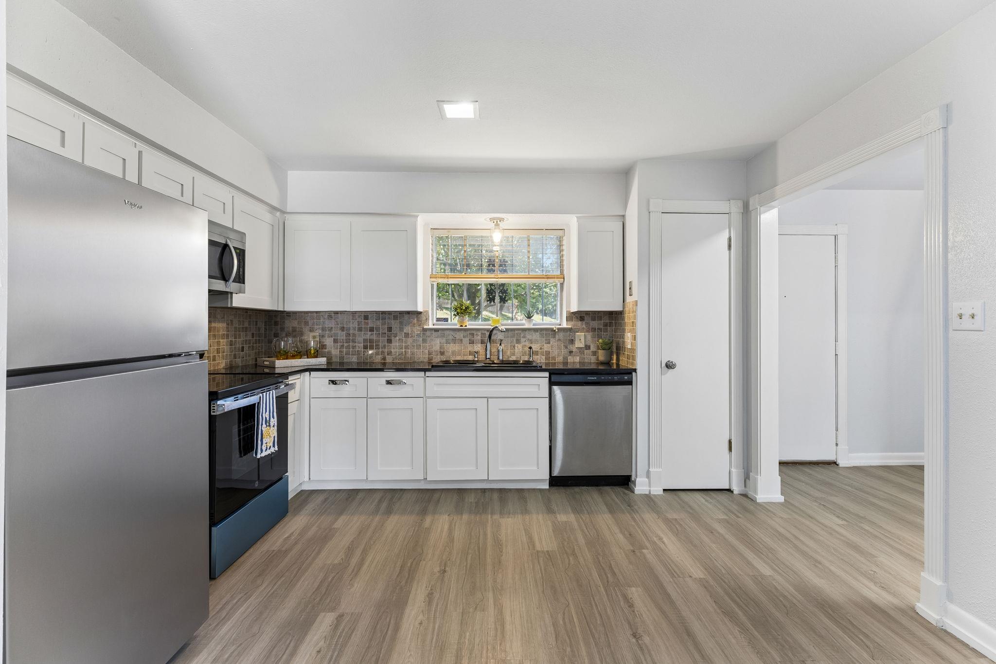 1853 Coronado Hills Dr Property Photo 8