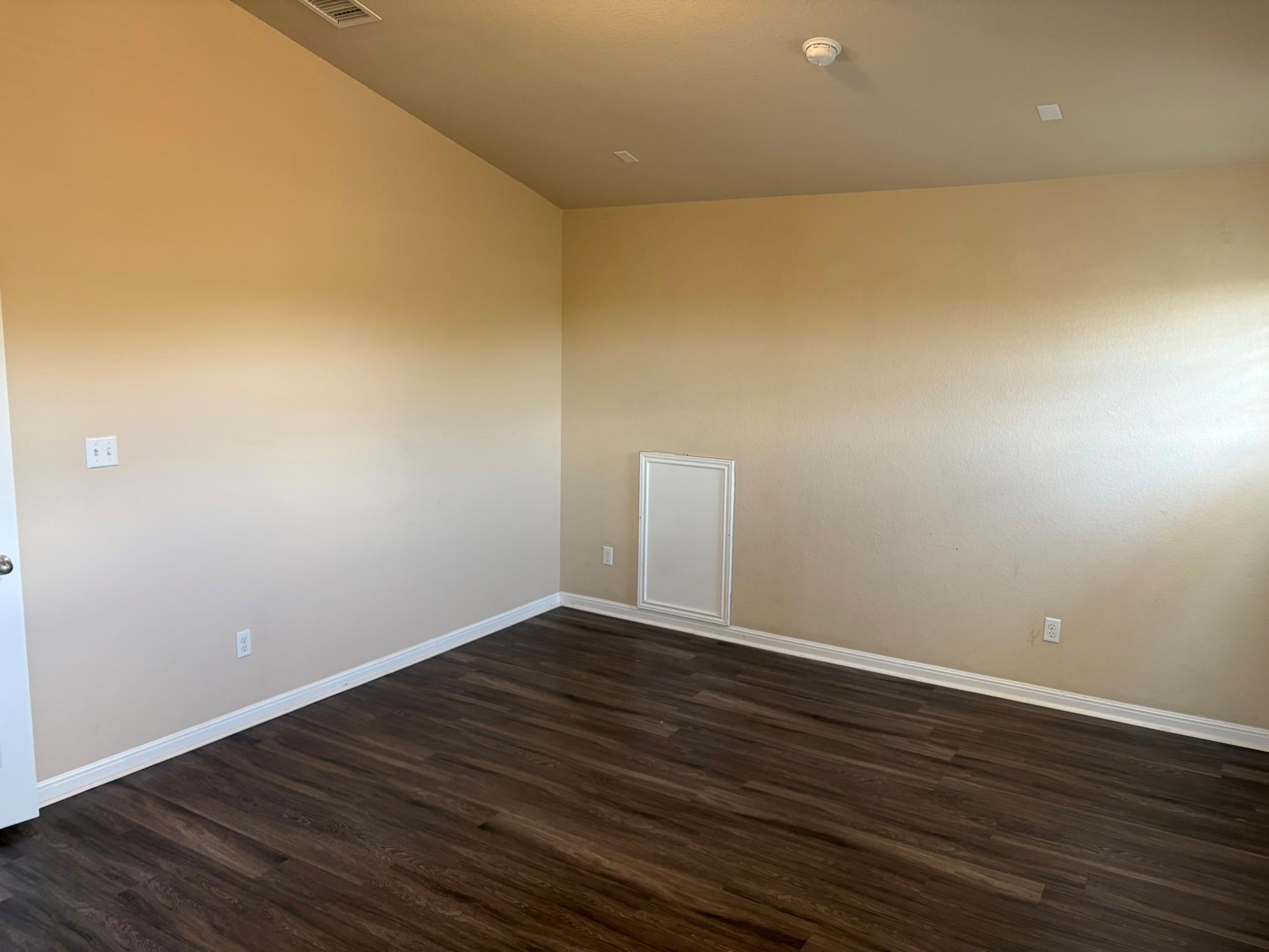 8113 Rosano St Property Photo 27