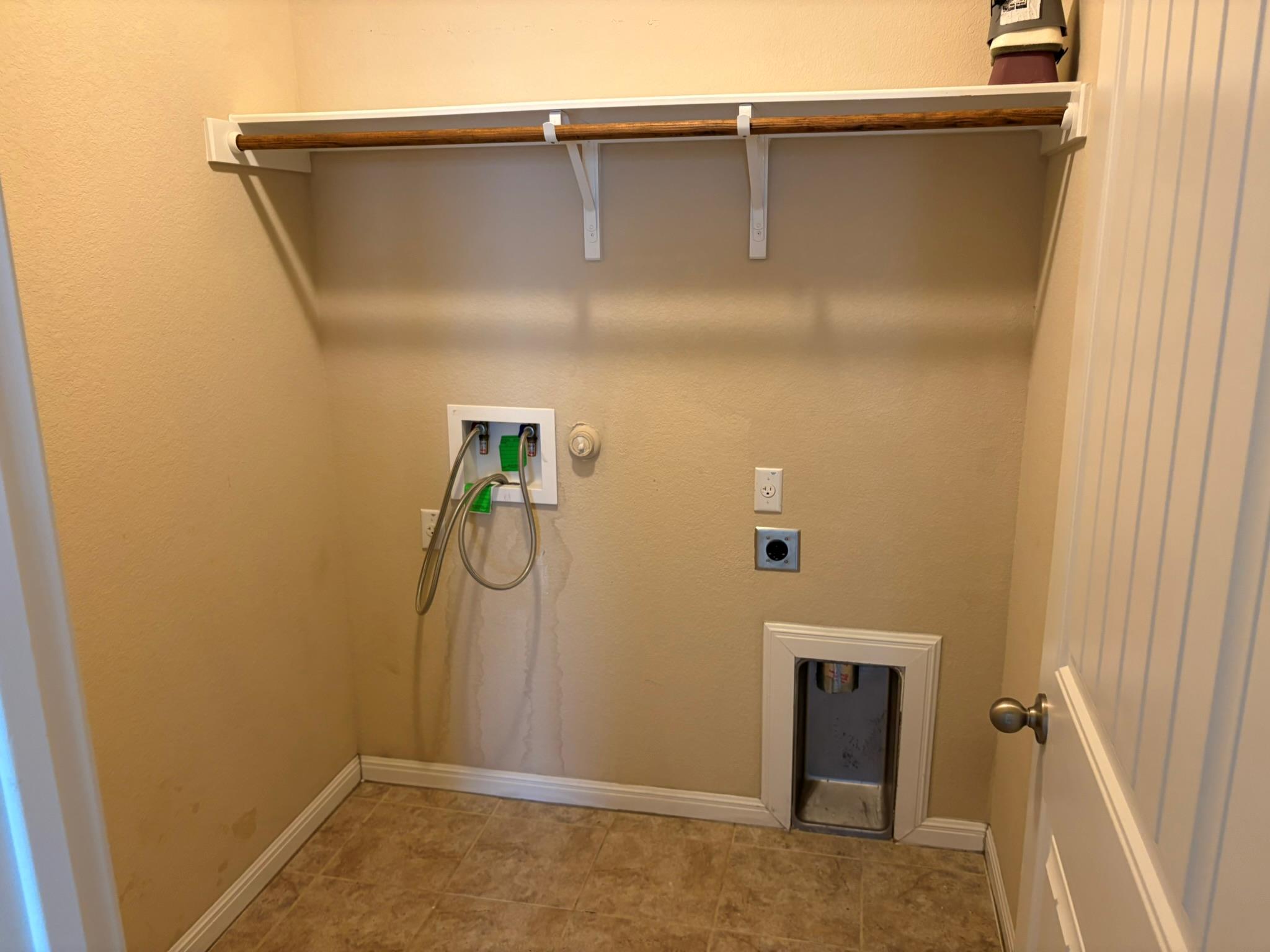 8113 Rosano St Property Photo 29