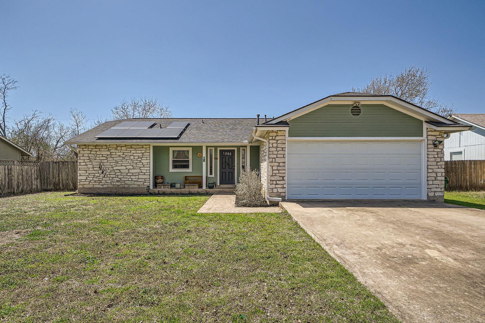 2102 Meadow Brook Dr Property Photo