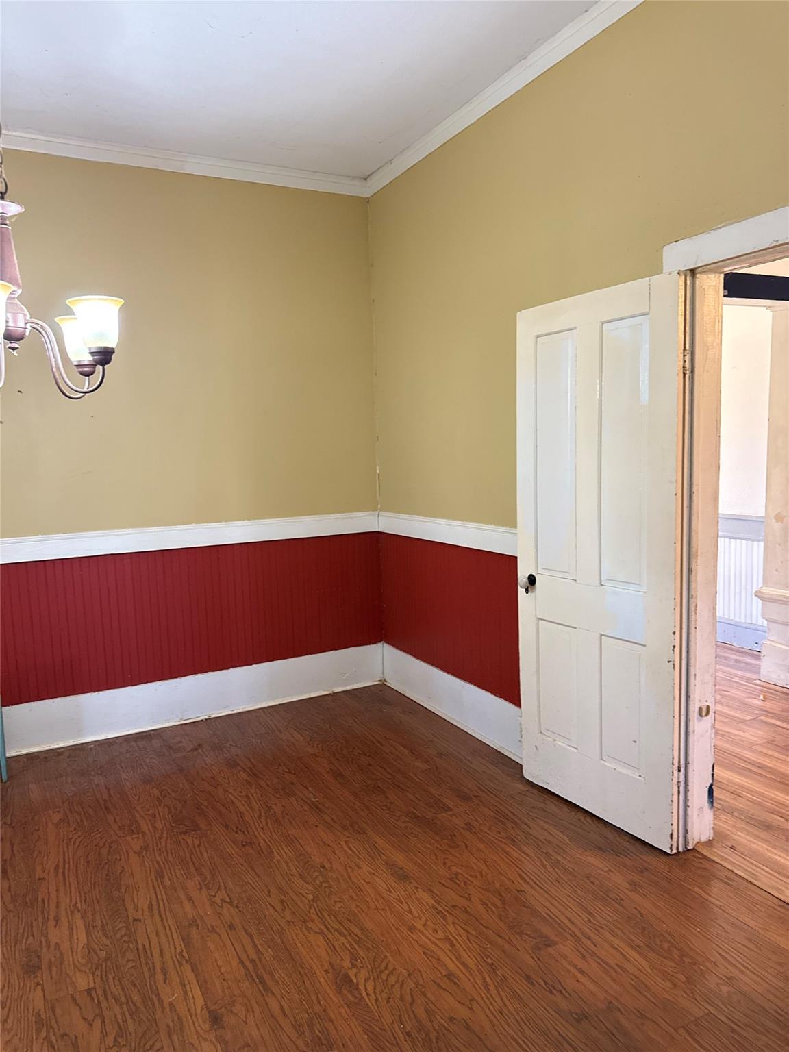 517 Giddings St Property Photo 1