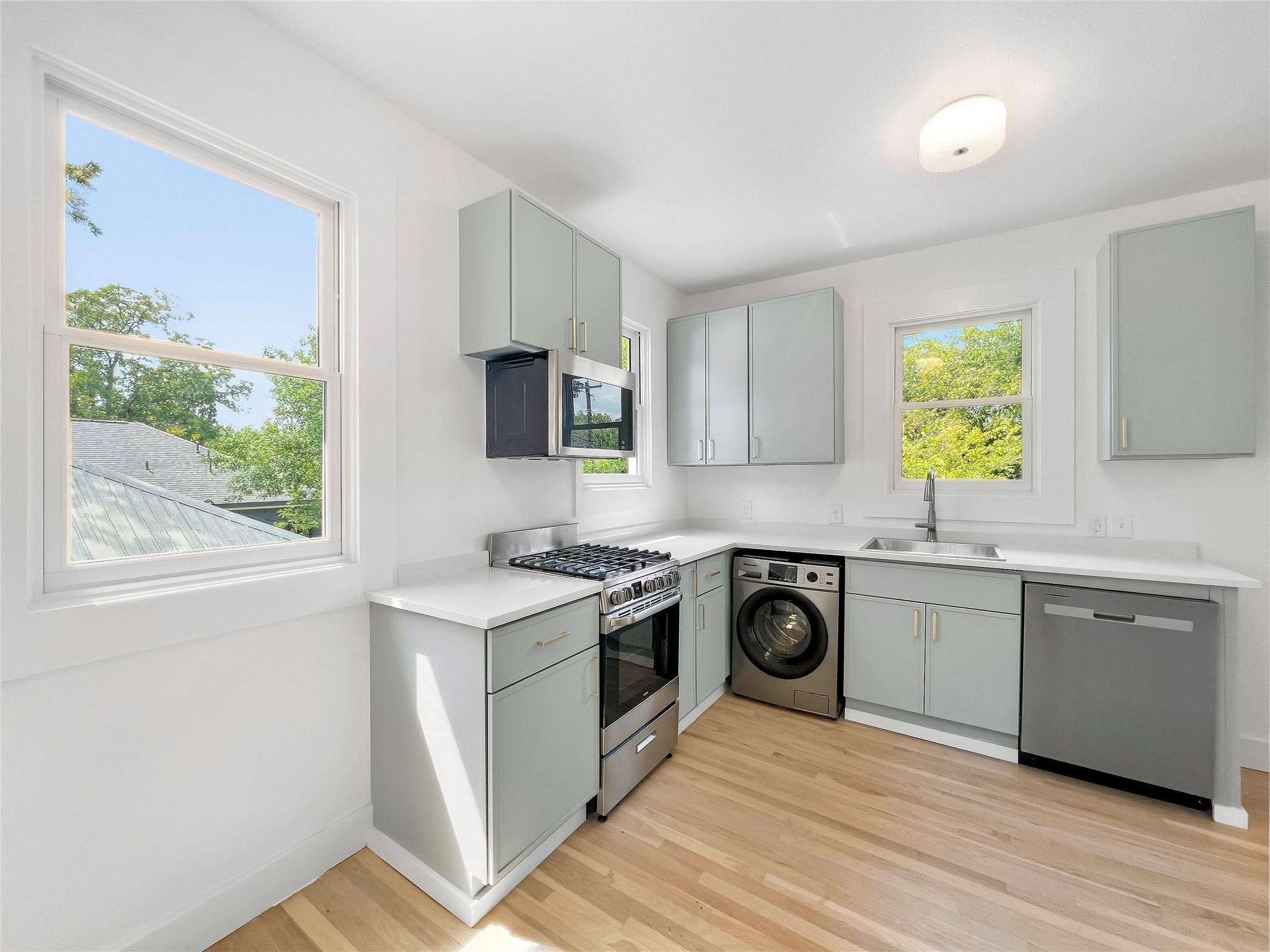 4014 Avenue D None #unit B Property Photo 5