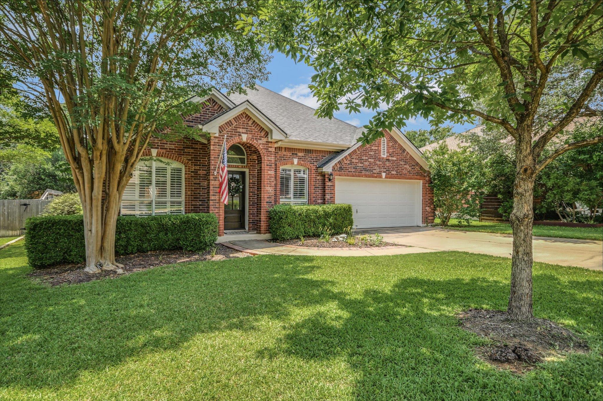 10807 Pinkney Ln Property Photo 1