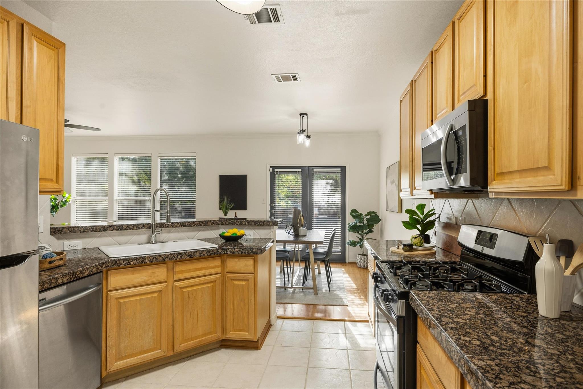 4620 W William Cannon Dr #60 Property Photo 5