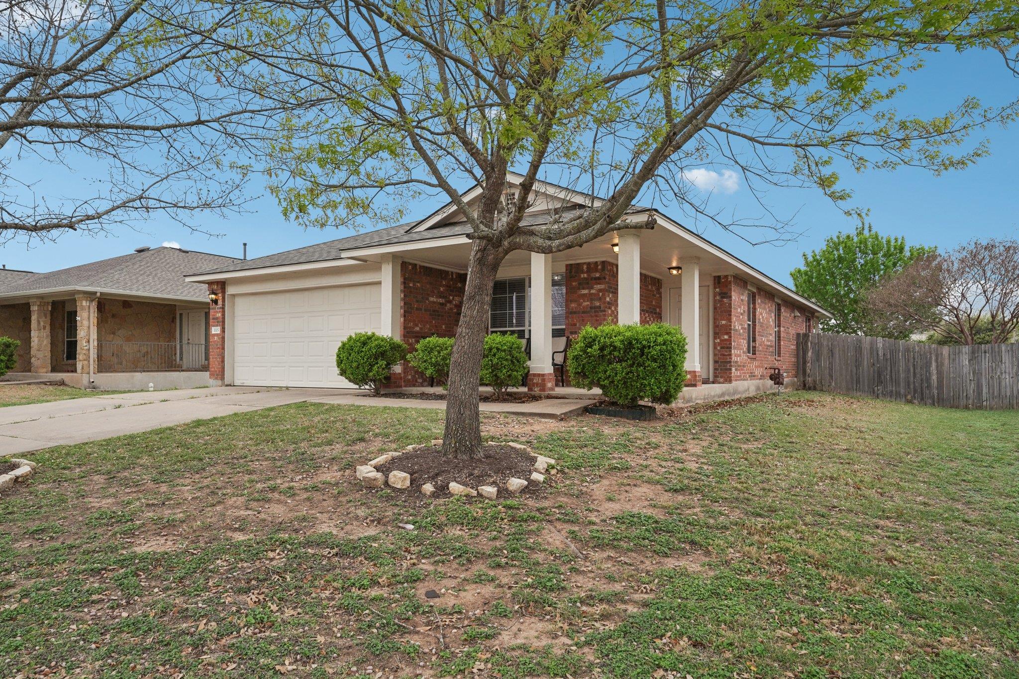 1115 Whitley Dr Property Photo 1