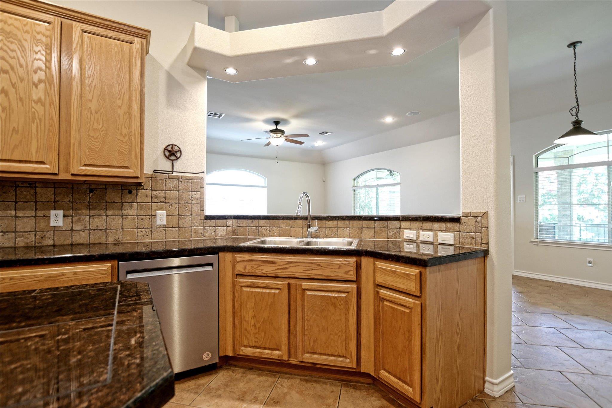 16612 Barrhead Cv Property Photo 20