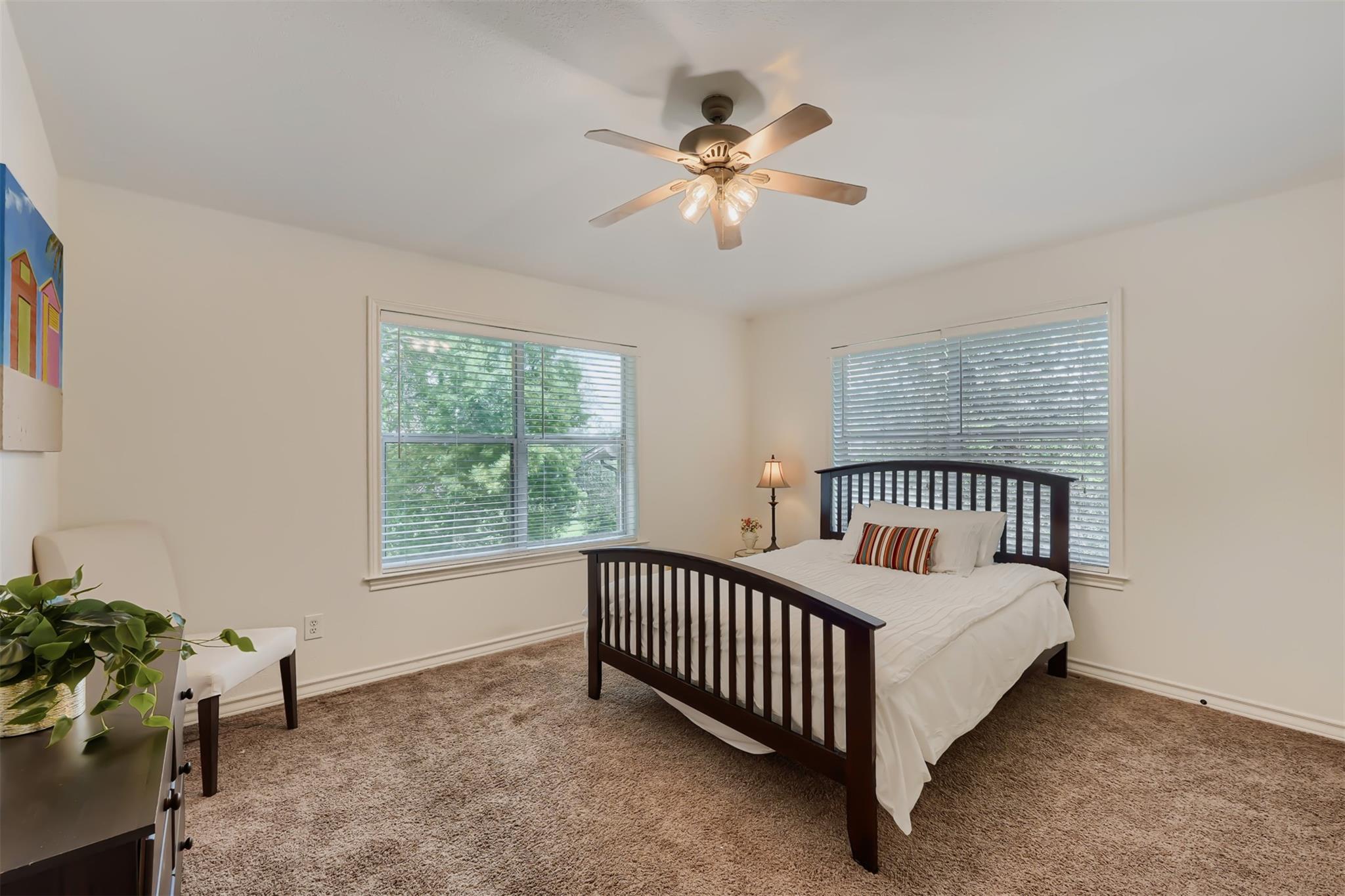 1918 Lakeway Blvd Property Photo 17