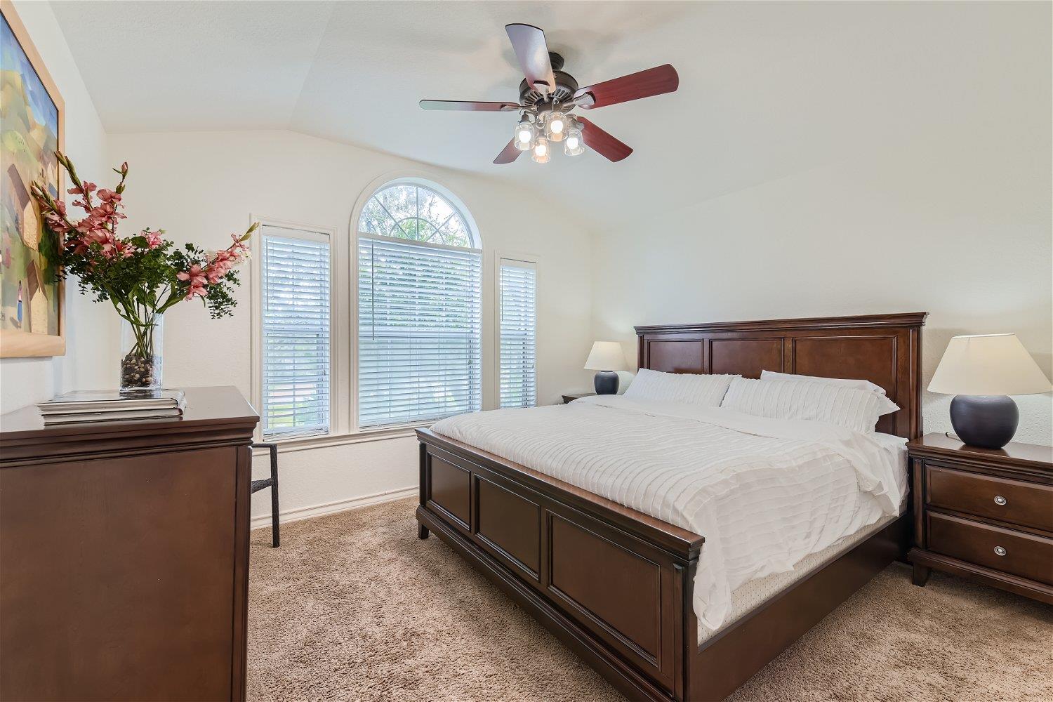 1918 Lakeway Blvd Property Photo 21