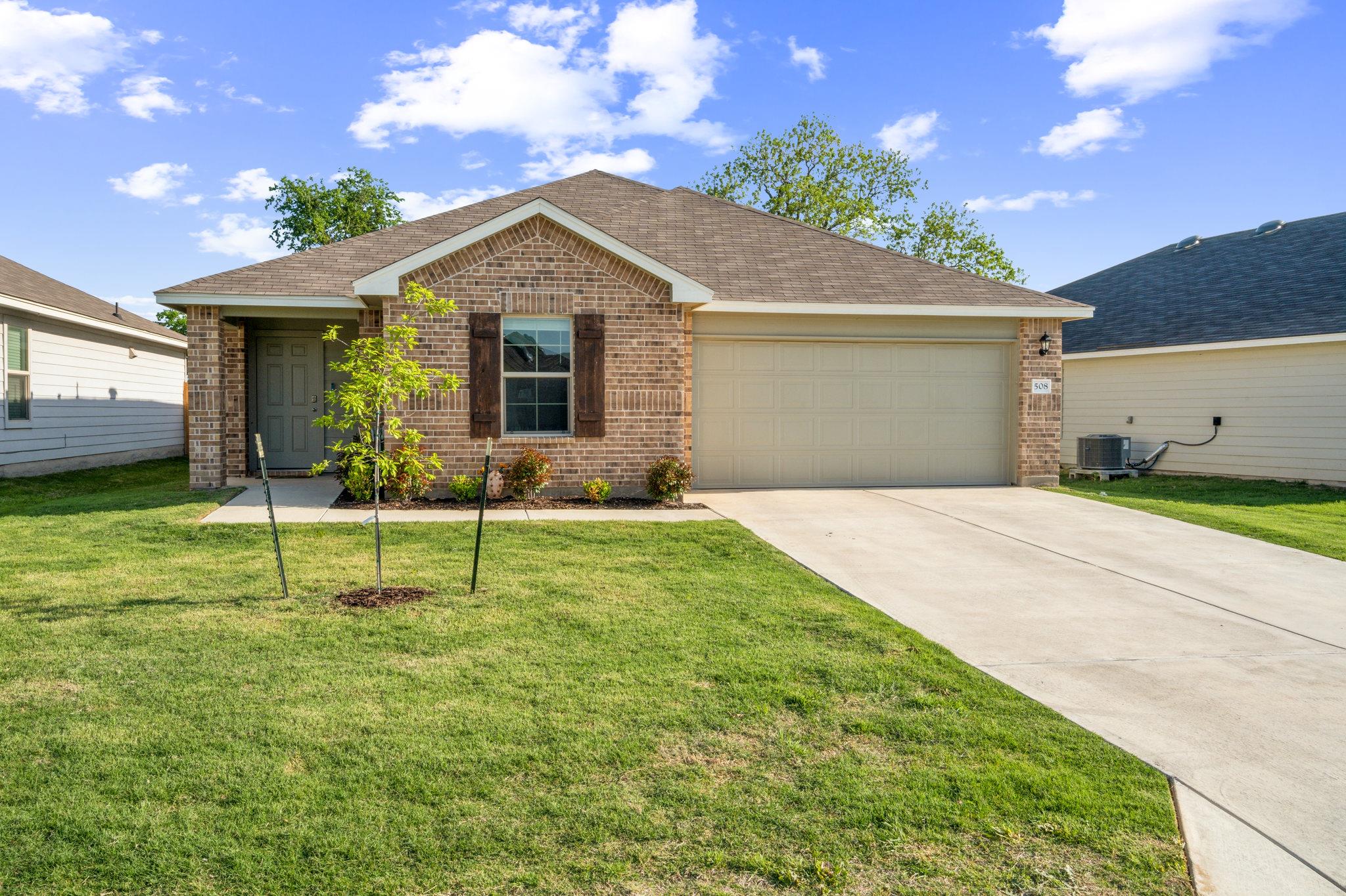 508 Wyatt Way Property Photo 1