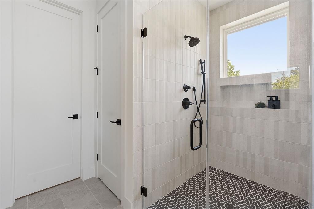 502 Normandy St St #2 Property Photo 13